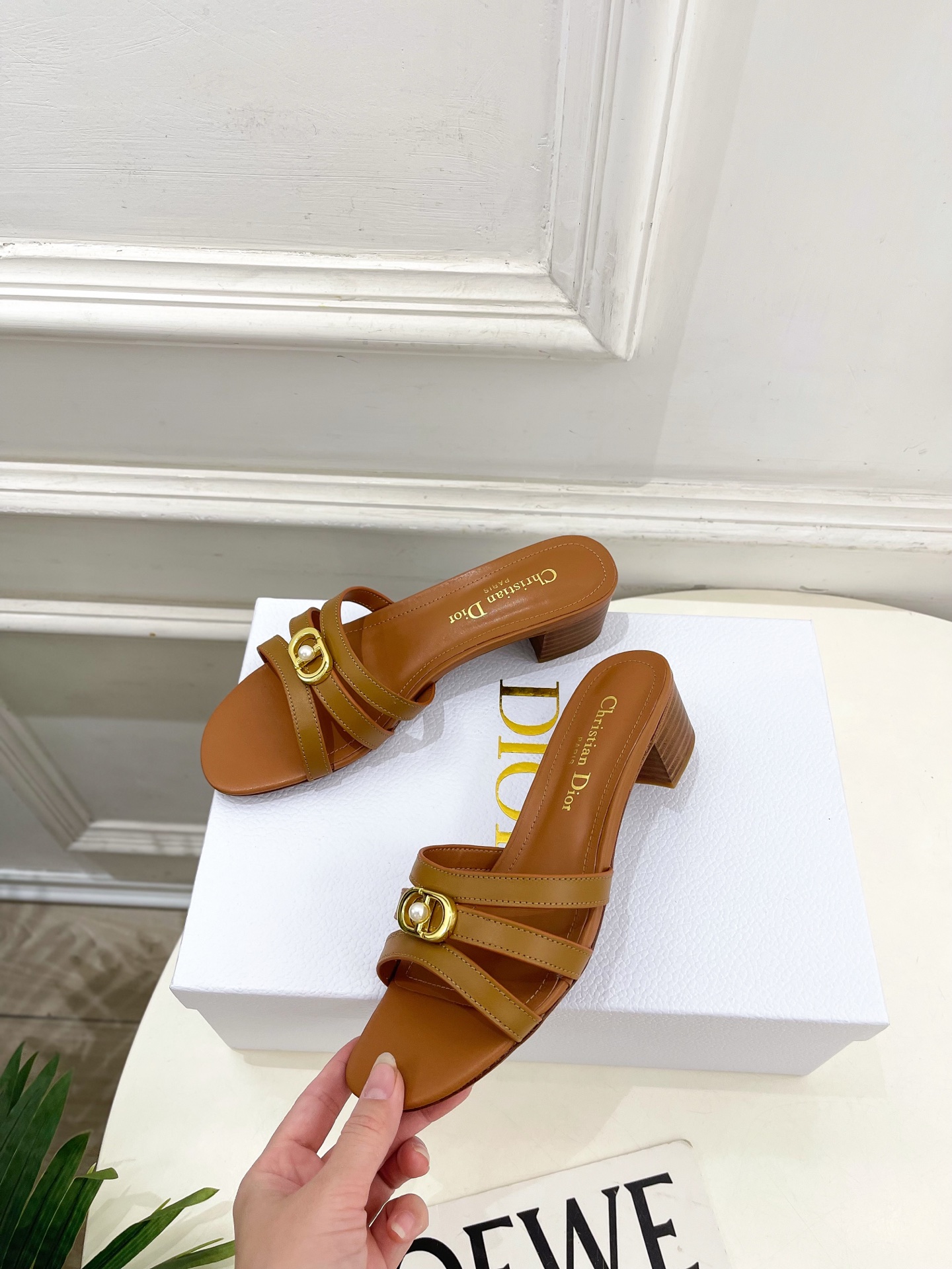 Dior | 迪奥 26𝐬𝐬 🧡💚2026春夏新品 顶级版本⚠️专柜主打新款 经典CD珍珠扣细带平底 粗