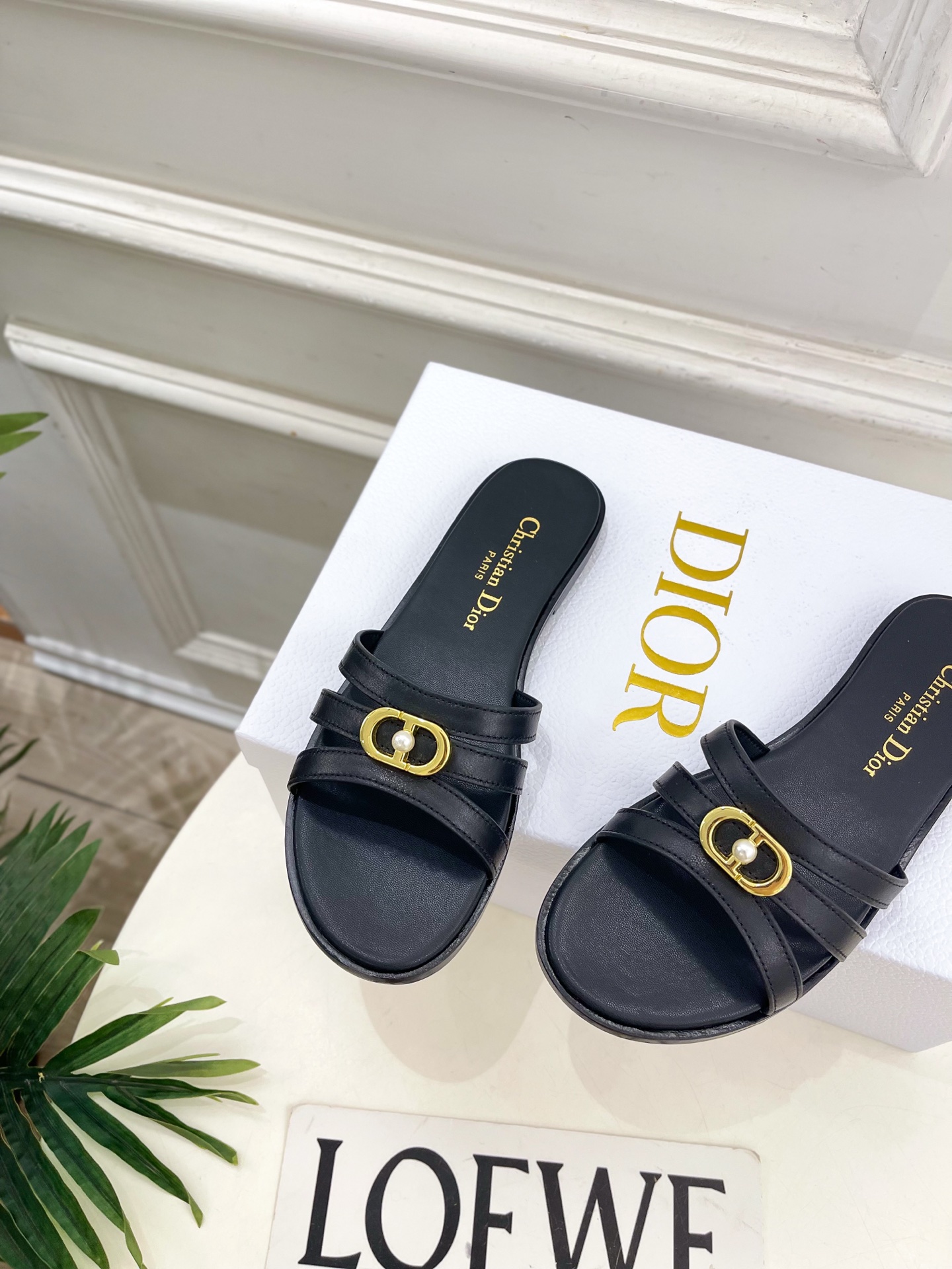 Dior | 迪奥 26𝐬𝐬 🧡💚2026春夏新品 顶级版本⚠️专柜主打新款 经典CD珍珠扣细带平底 粗