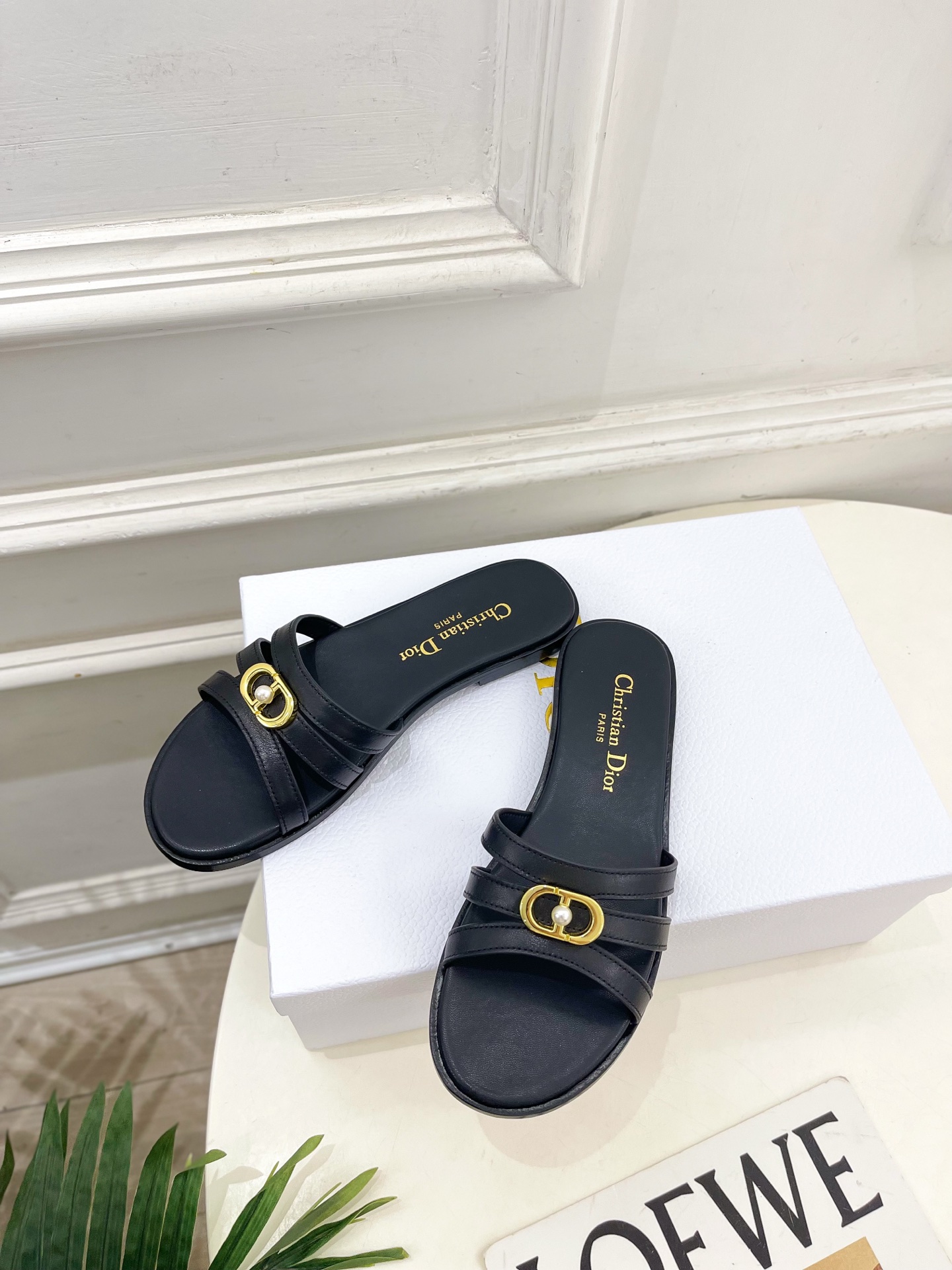 Dior | 迪奥 26𝐬𝐬 🧡💚2026春夏新品 顶级版本⚠️专柜主打新款 经典CD珍珠扣细带平底 粗