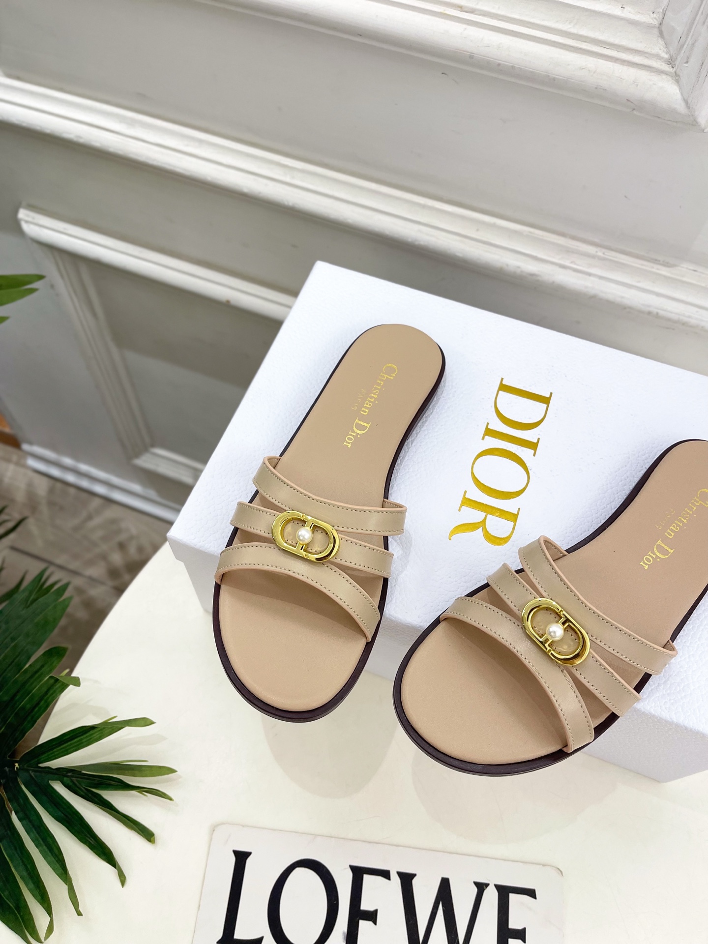 Dior | 迪奥 26𝐬𝐬 🧡💚2026春夏新品 顶级版本⚠️专柜主打新款 经典CD珍珠扣细带平底 粗