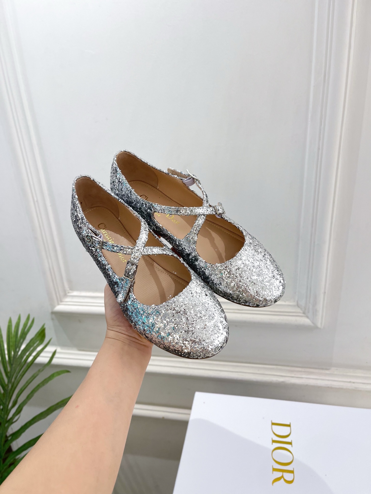 Dior |  迪奥  26𝐬𝐬 🧡💚2026春夏新品 顶级版本⚠️专柜主打新款Very Dior 交叉