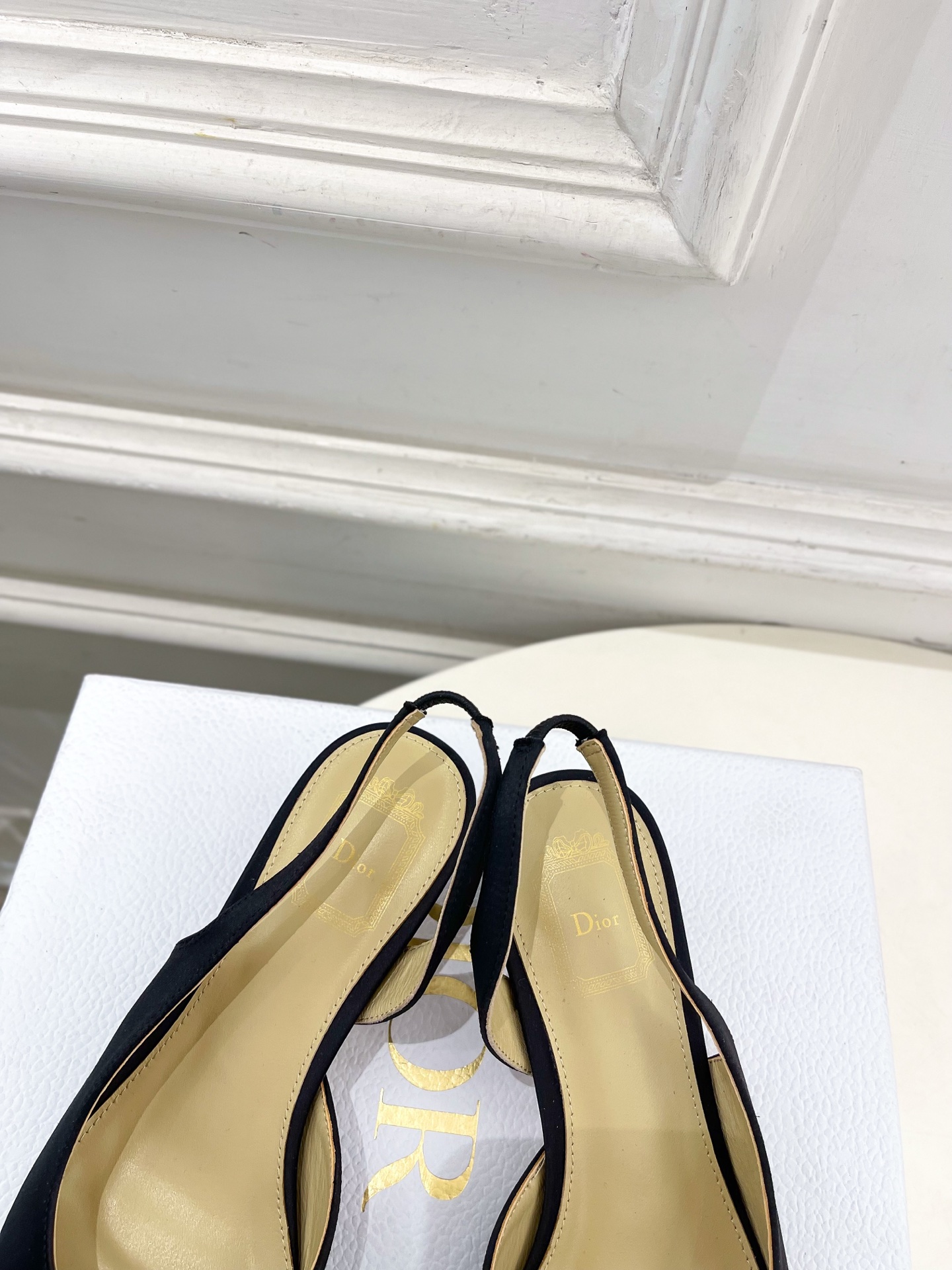 Dior |  迪奥  26𝐬𝐬 🧡💚2026春夏新品 顶级版本⚠️专柜主打新款 CD蝴蝶结鱼嘴中跟凉鞋