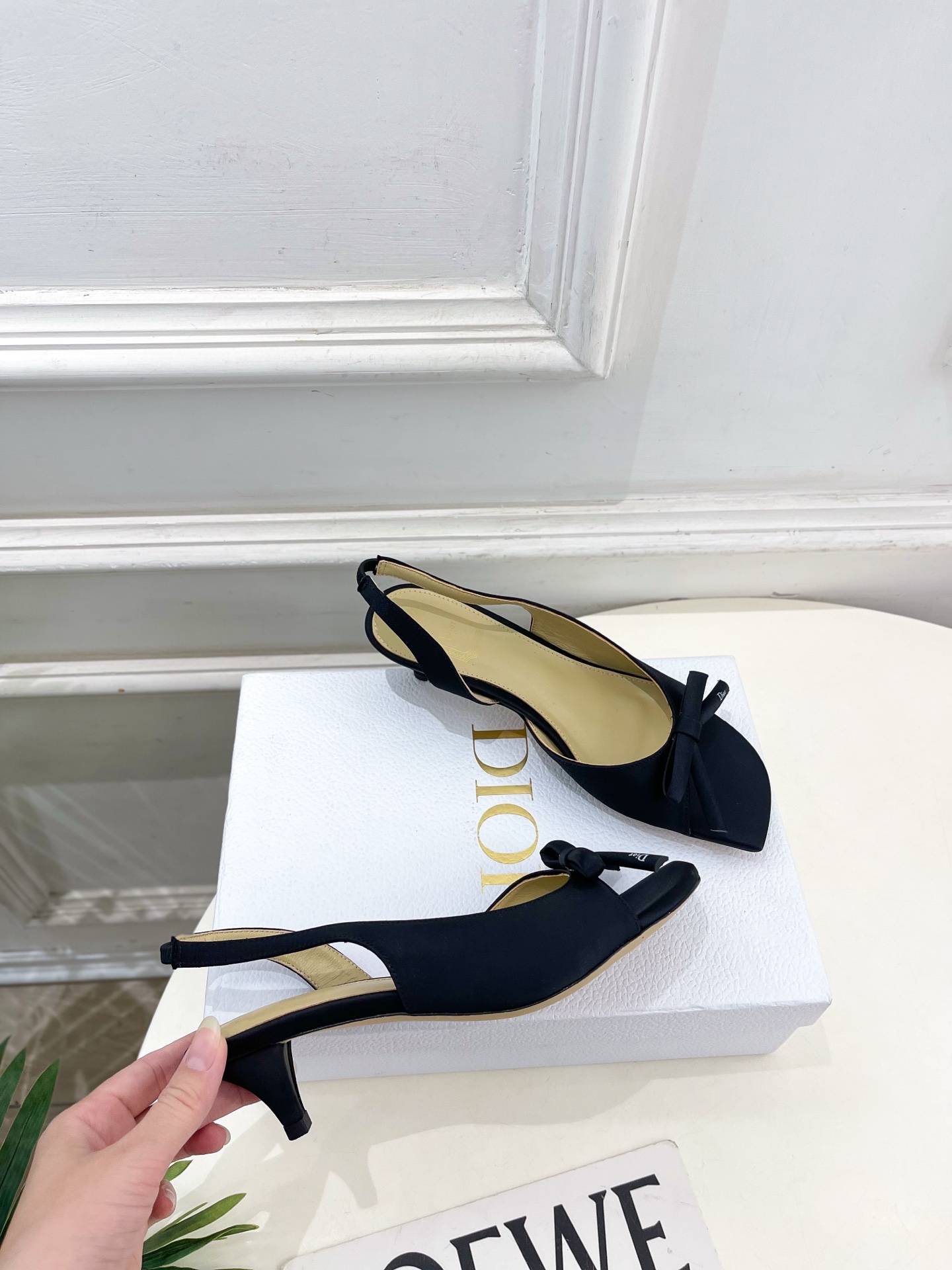 Dior |  迪奥  26𝐬𝐬 🧡💚2026春夏新品 顶级版本⚠️专柜主打新款 CD蝴蝶结鱼嘴中跟凉鞋