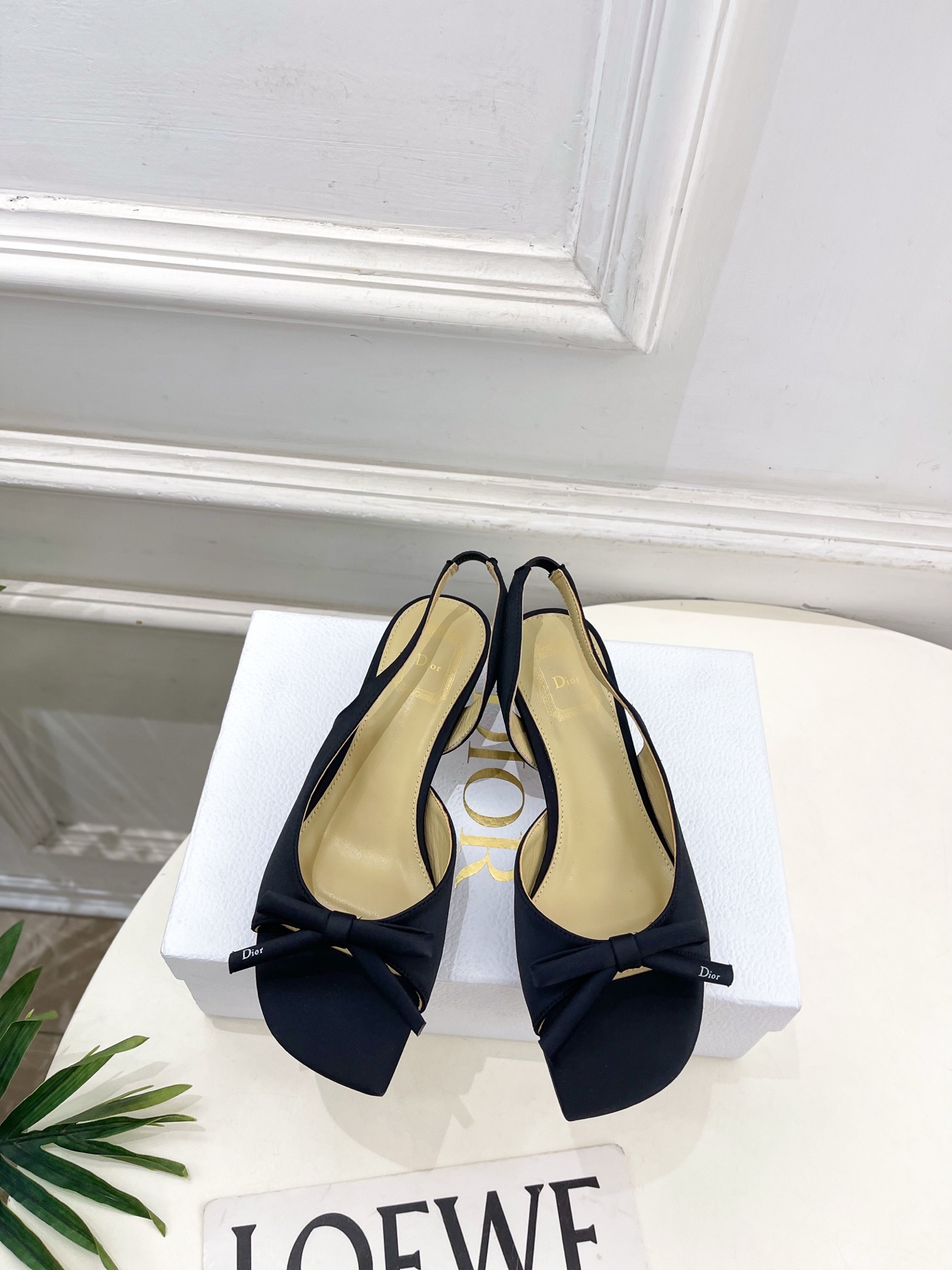 Dior |  迪奥  26𝐬𝐬 🧡💚2026春夏新品 顶级版本⚠️专柜主打新款 CD蝴蝶结鱼嘴中跟凉鞋