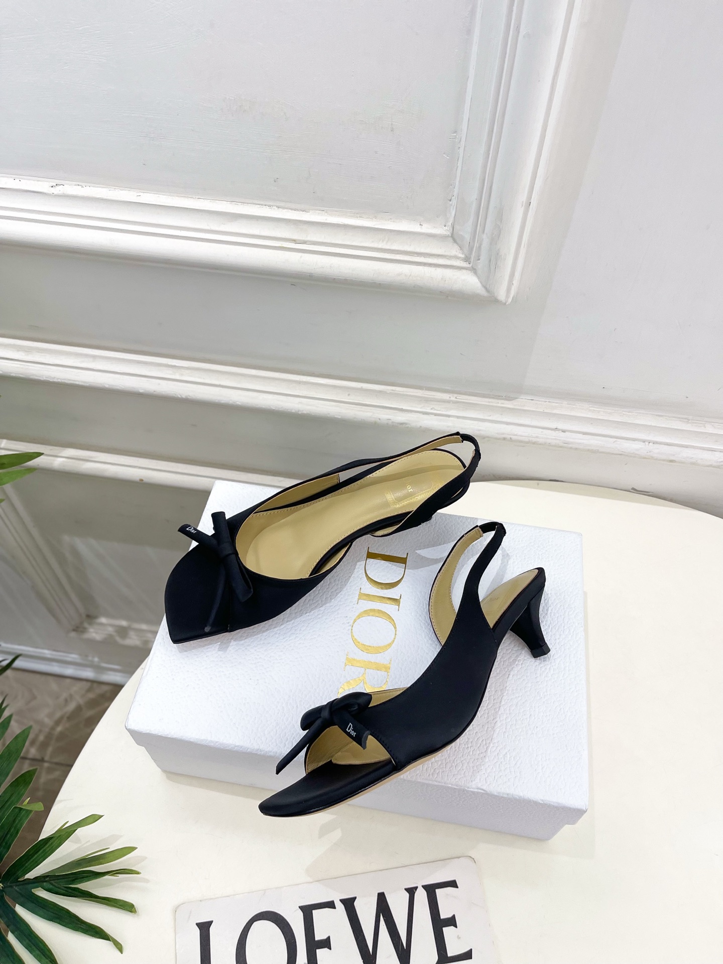 Dior |  迪奥  26𝐬𝐬 🧡💚2026春夏新品 顶级版本⚠️专柜主打新款 CD蝴蝶结鱼嘴中跟凉鞋