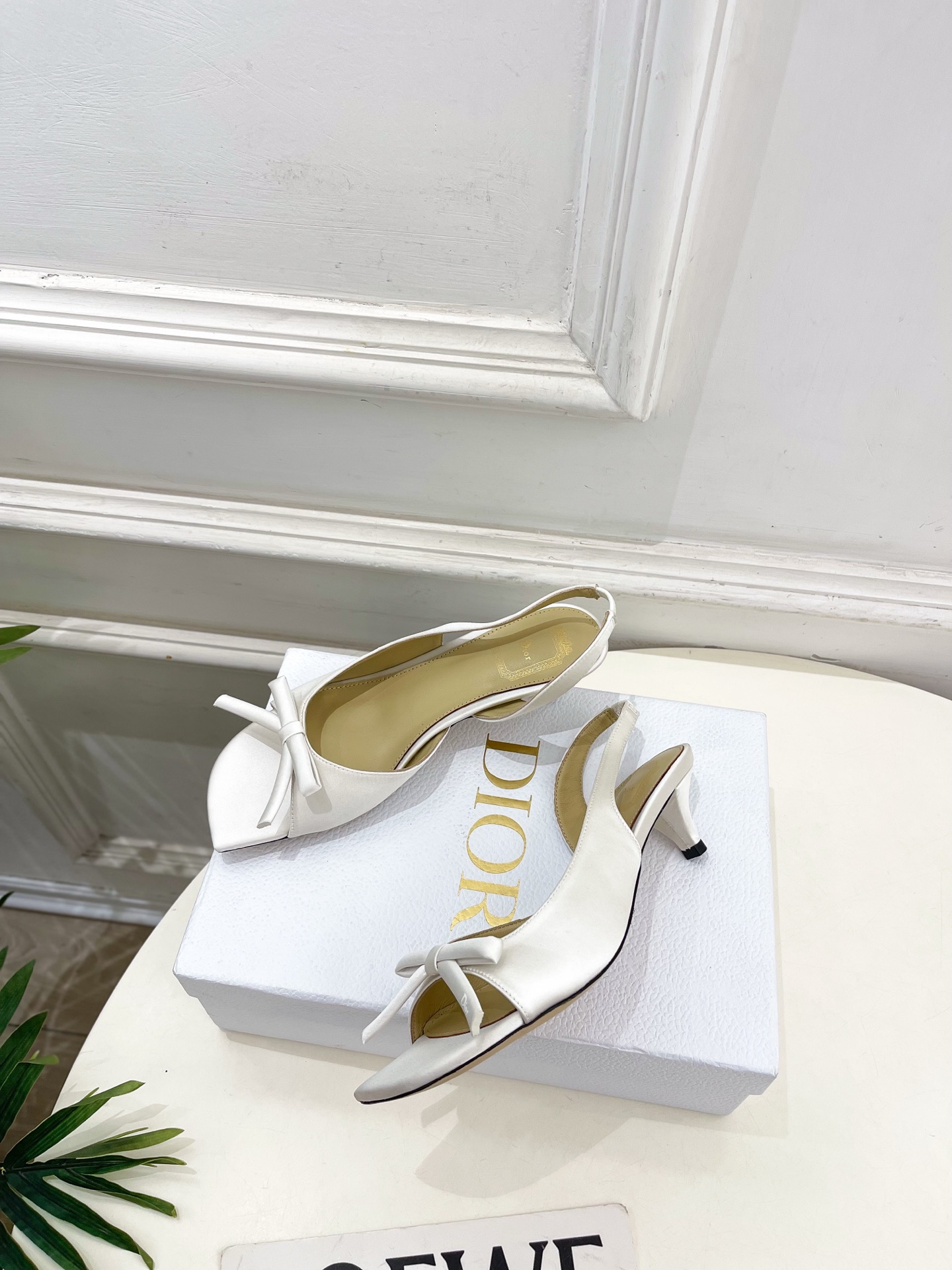 Dior |  迪奥  26𝐬𝐬 🧡💚2026春夏新品 顶级版本⚠️专柜主打新款 CD蝴蝶结鱼嘴中跟凉鞋
