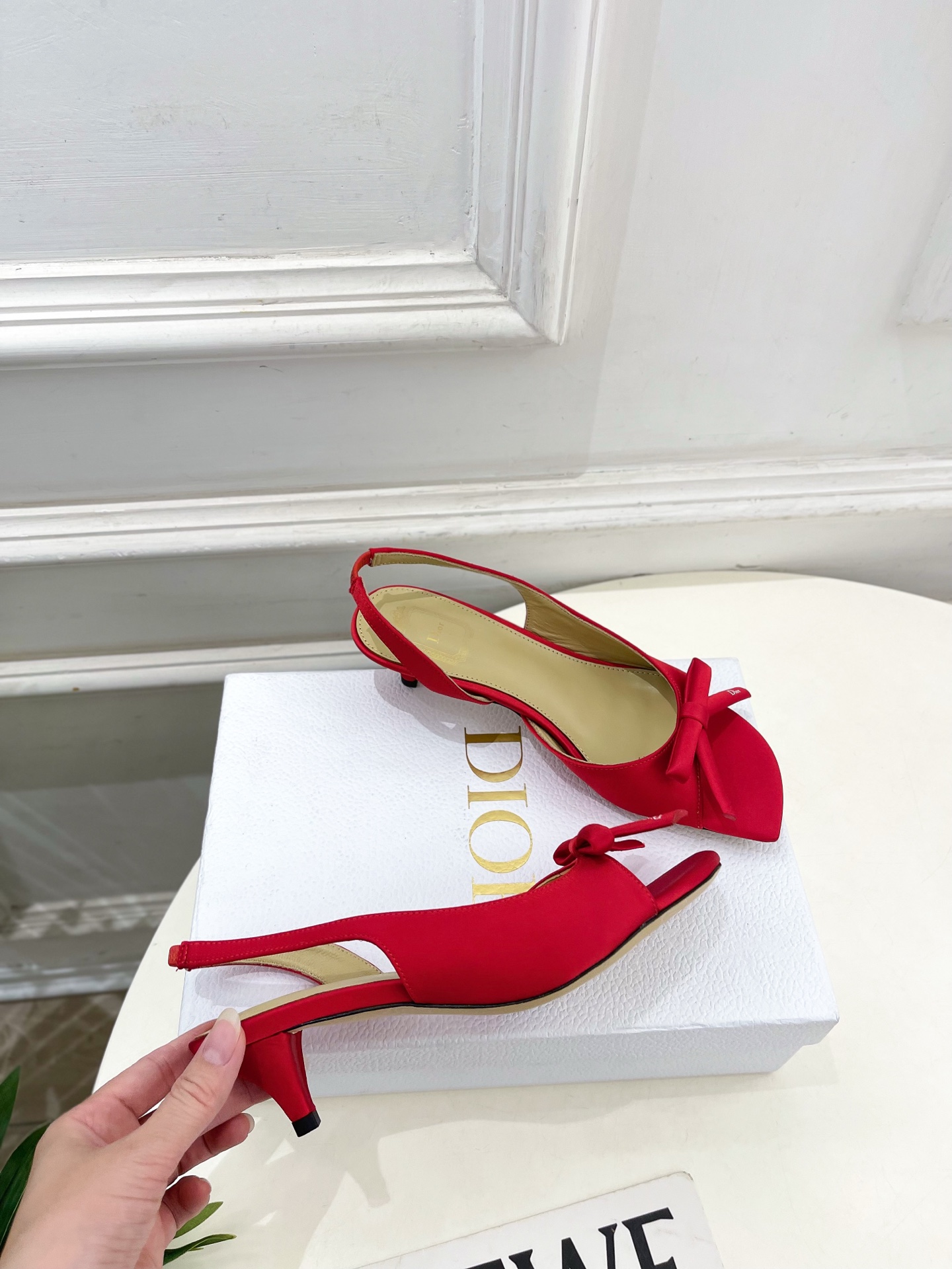 Dior |  迪奥  26𝐬𝐬 🧡💚2026春夏新品 顶级版本⚠️专柜主打新款 CD蝴蝶结鱼嘴中跟凉鞋