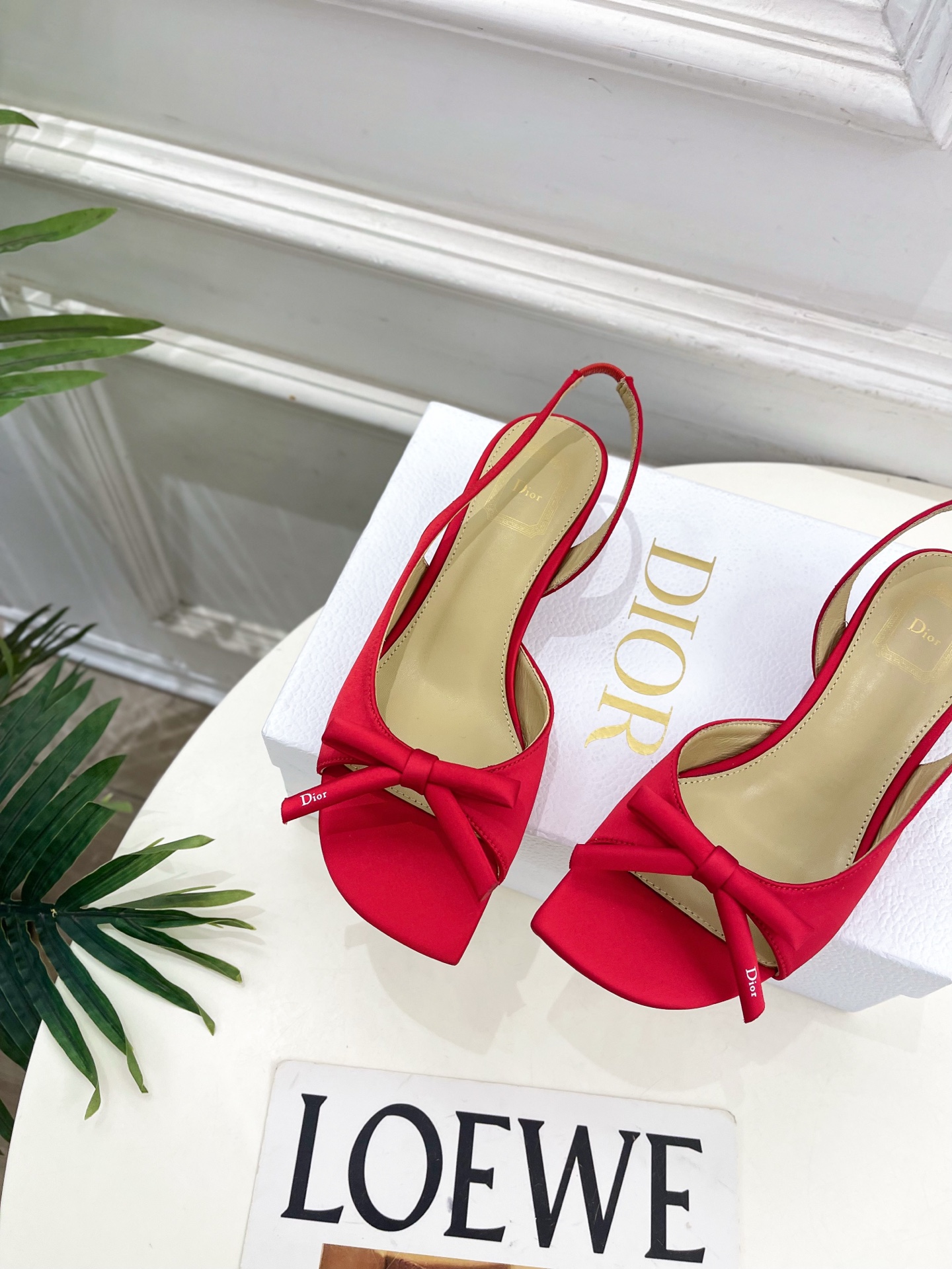 Dior |  迪奥  26𝐬𝐬 🧡💚2026春夏新品 顶级版本⚠️专柜主打新款 CD蝴蝶结鱼嘴中跟凉鞋