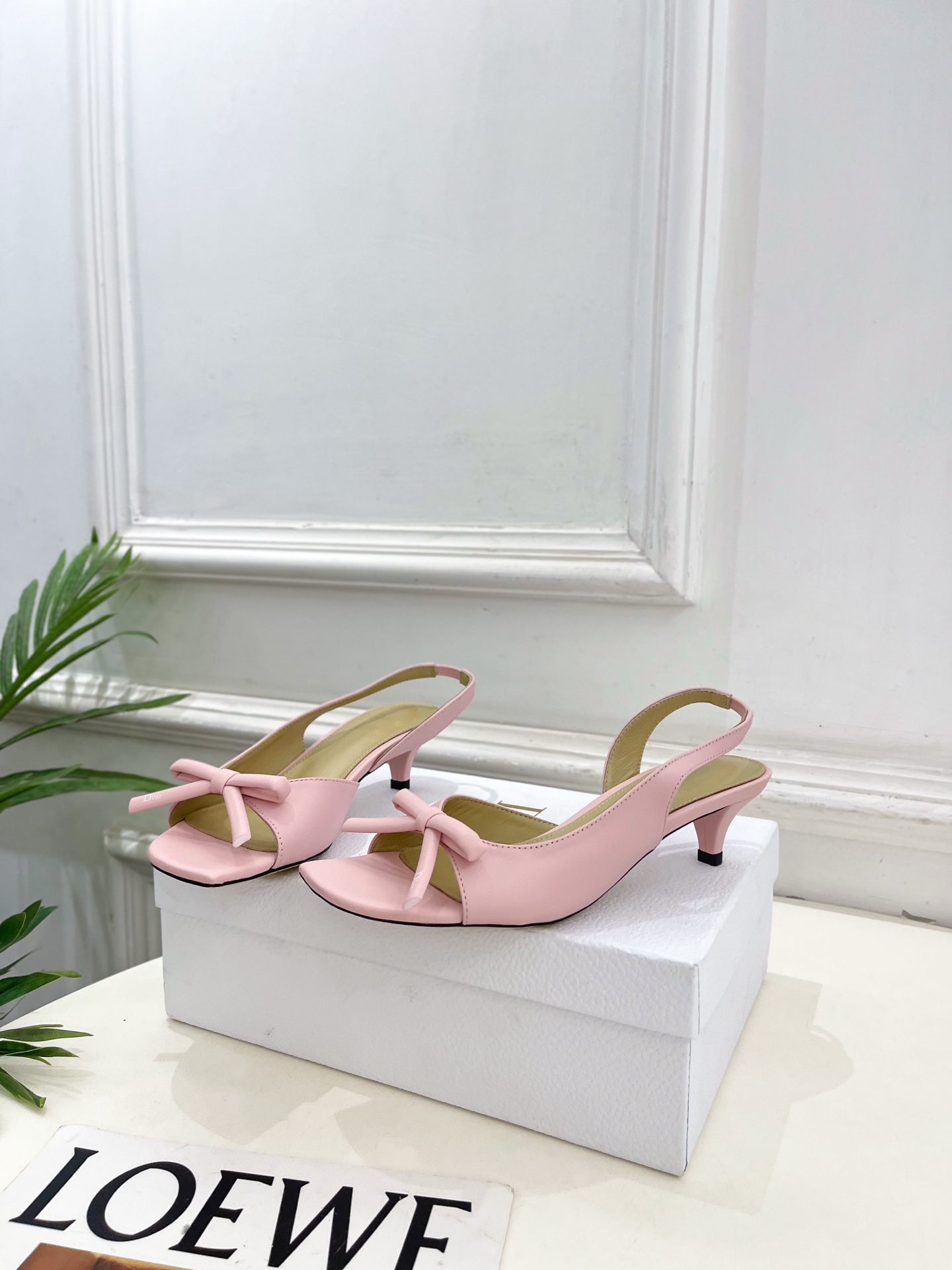 Dior |  迪奥  26𝐬𝐬 🧡💚2026春夏新品 顶级版本⚠️专柜主打新款 CD蝴蝶结鱼嘴中跟凉鞋
