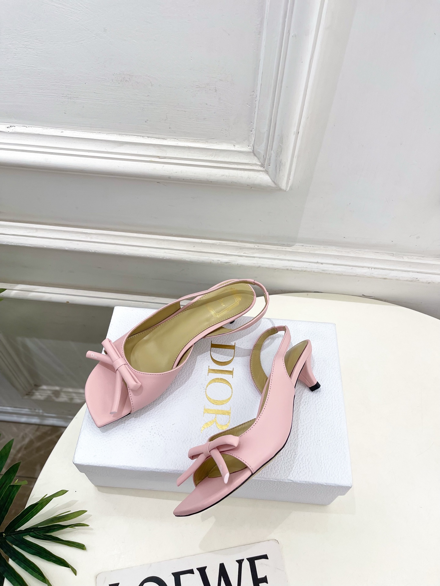 Dior |  迪奥  26𝐬𝐬 🧡💚2026春夏新品 顶级版本⚠️专柜主打新款 CD蝴蝶结鱼嘴中跟凉鞋