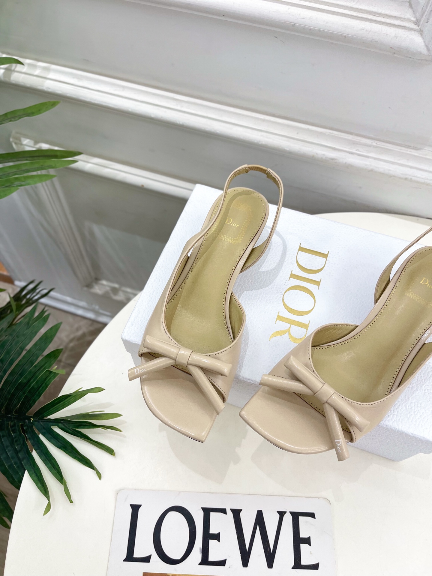 Dior |  迪奥  26𝐬𝐬 🧡💚2026春夏新品 顶级版本⚠️专柜主打新款 CD蝴蝶结鱼嘴中跟凉鞋