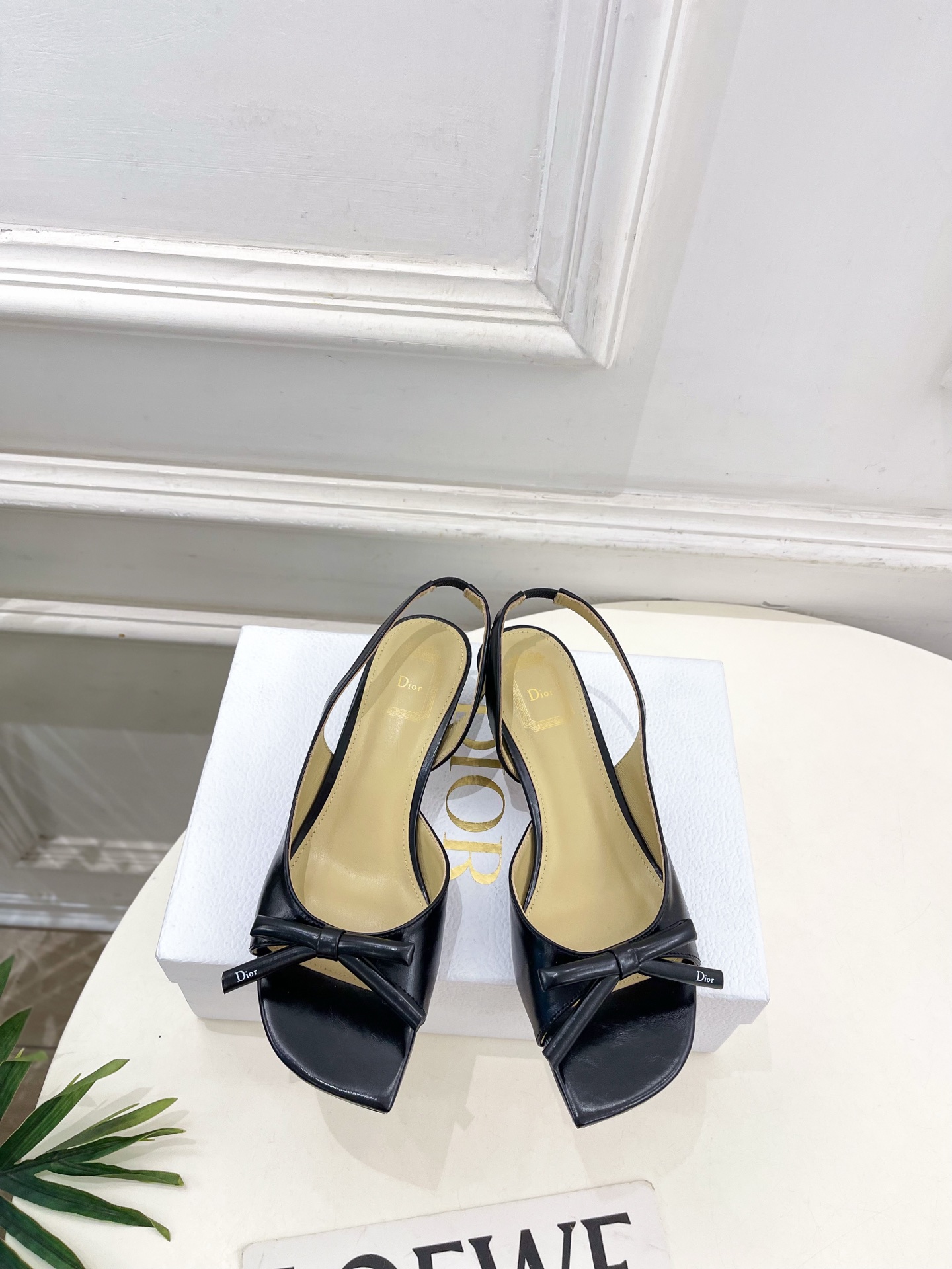 Dior |  迪奥  26𝐬𝐬 🧡💚2026春夏新品 顶级版本⚠️专柜主打新款 CD蝴蝶结鱼嘴中跟凉鞋