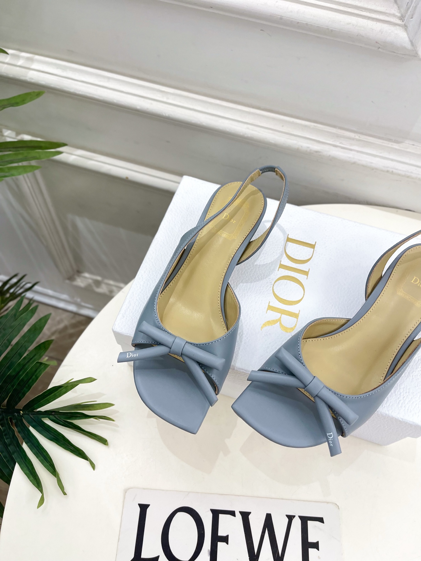 Dior |  迪奥  26𝐬𝐬 🧡💚2026春夏新品 顶级版本⚠️专柜主打新款 CD蝴蝶结鱼嘴中跟凉鞋