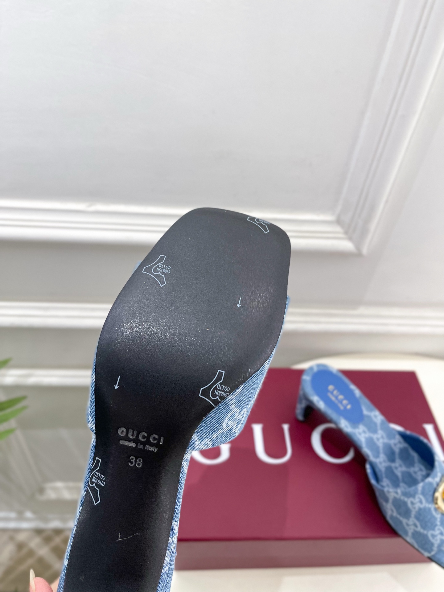 Gucci |  古驰  26𝐬𝐬 ⭐️ G家 主打系列终于面世，狠货值得期待！原有的经典 创造新设计 