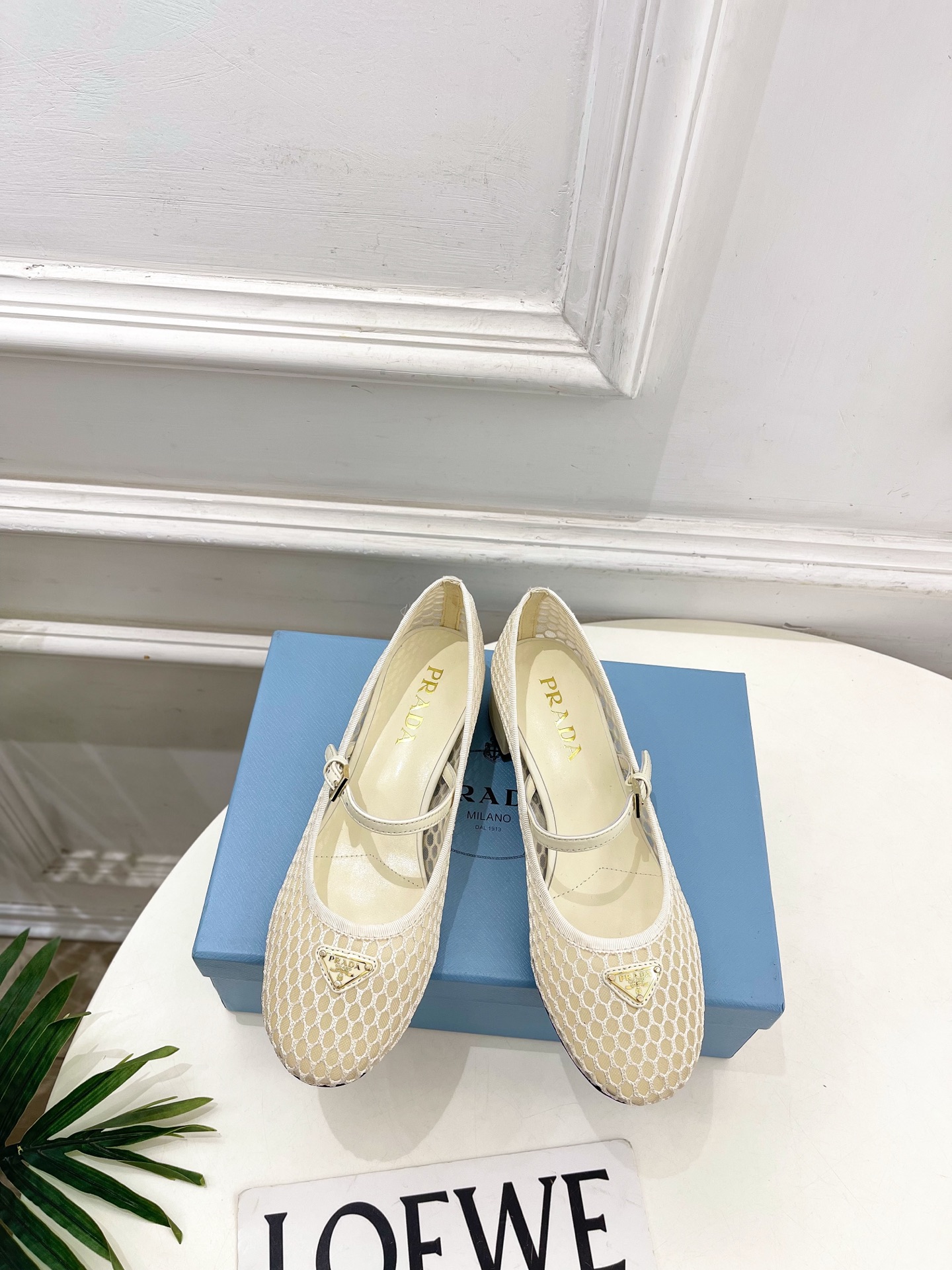 Prada Style Leather Women's Shoes Lookbook Reference image 1