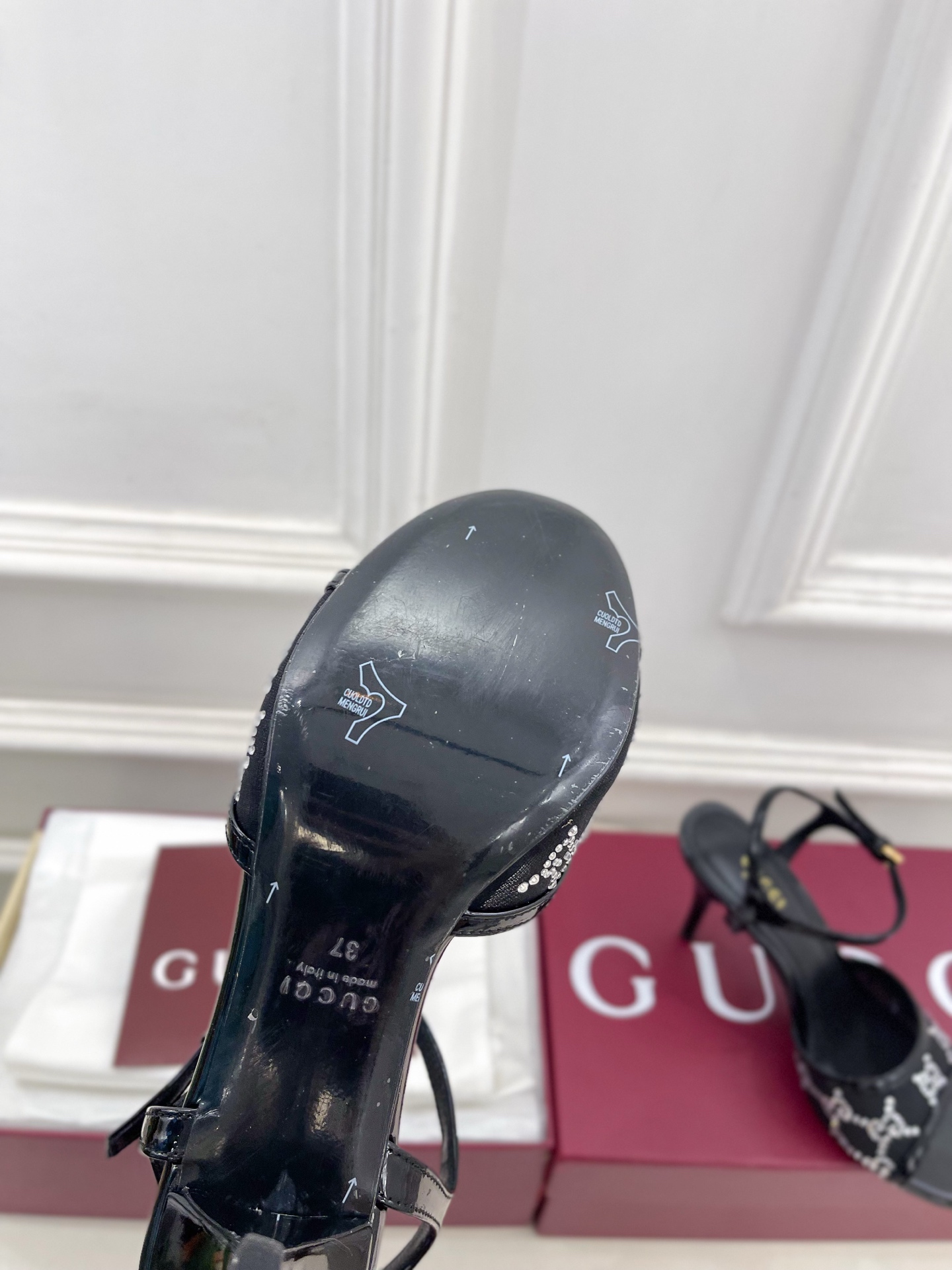 Gucci |  古驰  26𝐬𝐬 ⭐️ G家 主打系列终于面世，狠货值得期待！原有的经典 创造新设计 