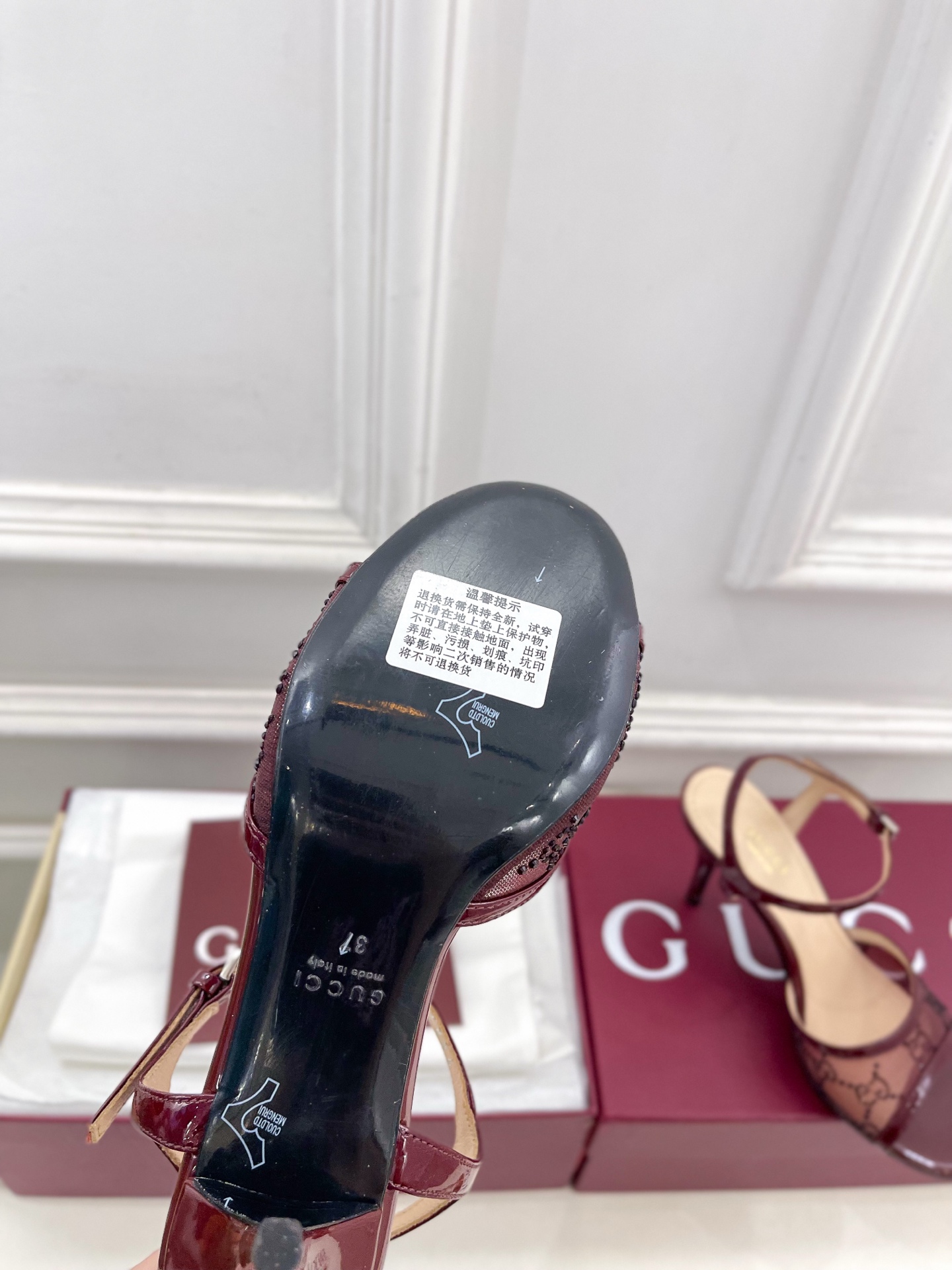Gucci |  古驰  26𝐬𝐬 ⭐️ G家 主打系列终于面世，狠货值得期待！原有的经典 创造新设计 