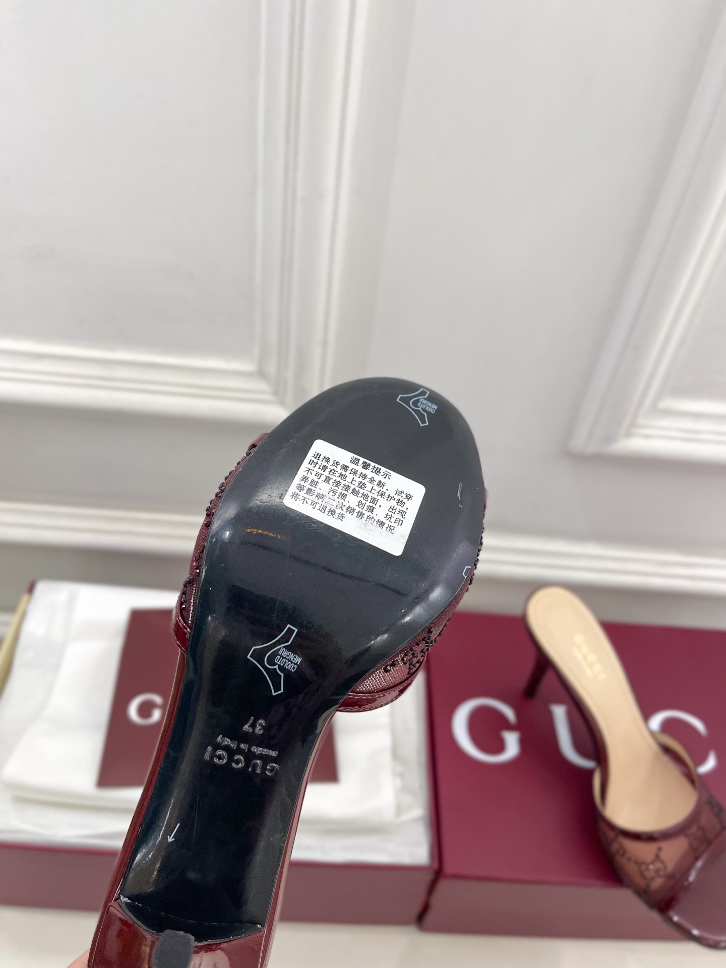 Gucci |  古驰  26𝐬𝐬 ⭐️ G家 主打系列终于面世，狠货值得期待！原有的经典 创造新设计 
