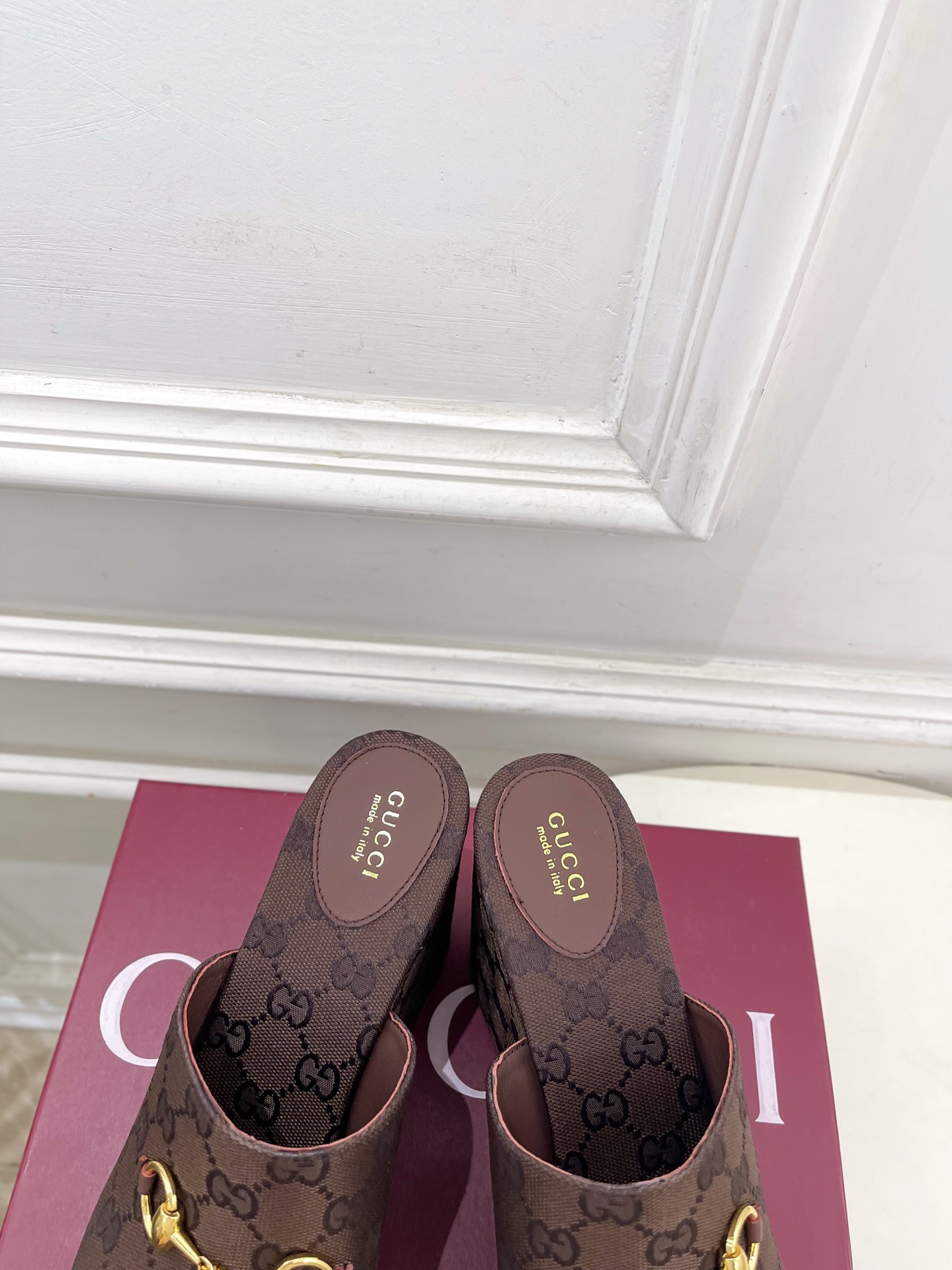 Gucci |  古驰 26𝐬𝐬 ⭐️   G家 主打系列终于面世，狠货值得期待！原有的经典 创造新设计