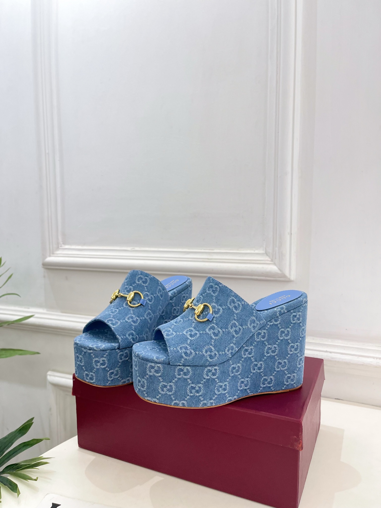 Gucci |  古驰 26𝐬𝐬 ⭐️   G家 主打系列终于面世，狠货值得期待！原有的经典 创造新设计