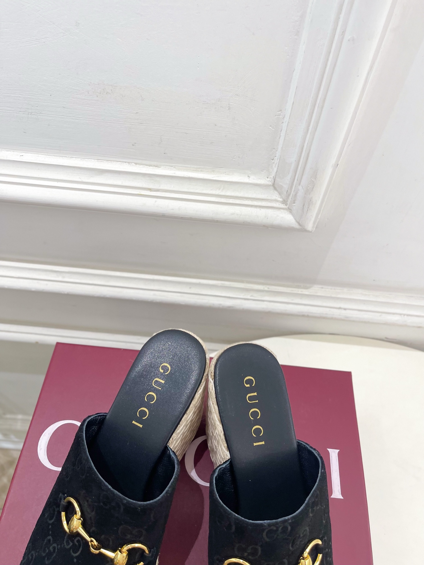 Gucci |  古驰 26𝐬𝐬 ⭐️   G家 主打系列终于面世，狠货值得期待！原有的经典 创造新设计