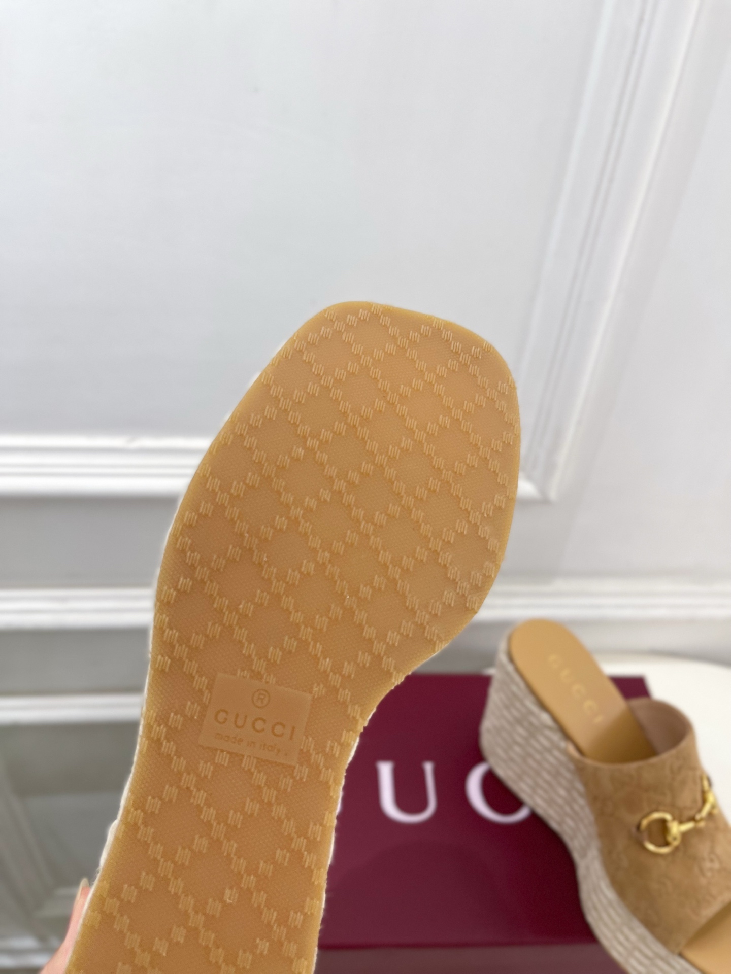 Gucci |  古驰 26𝐬𝐬 ⭐️   G家 主打系列终于面世，狠货值得期待！原有的经典 创造新设计
