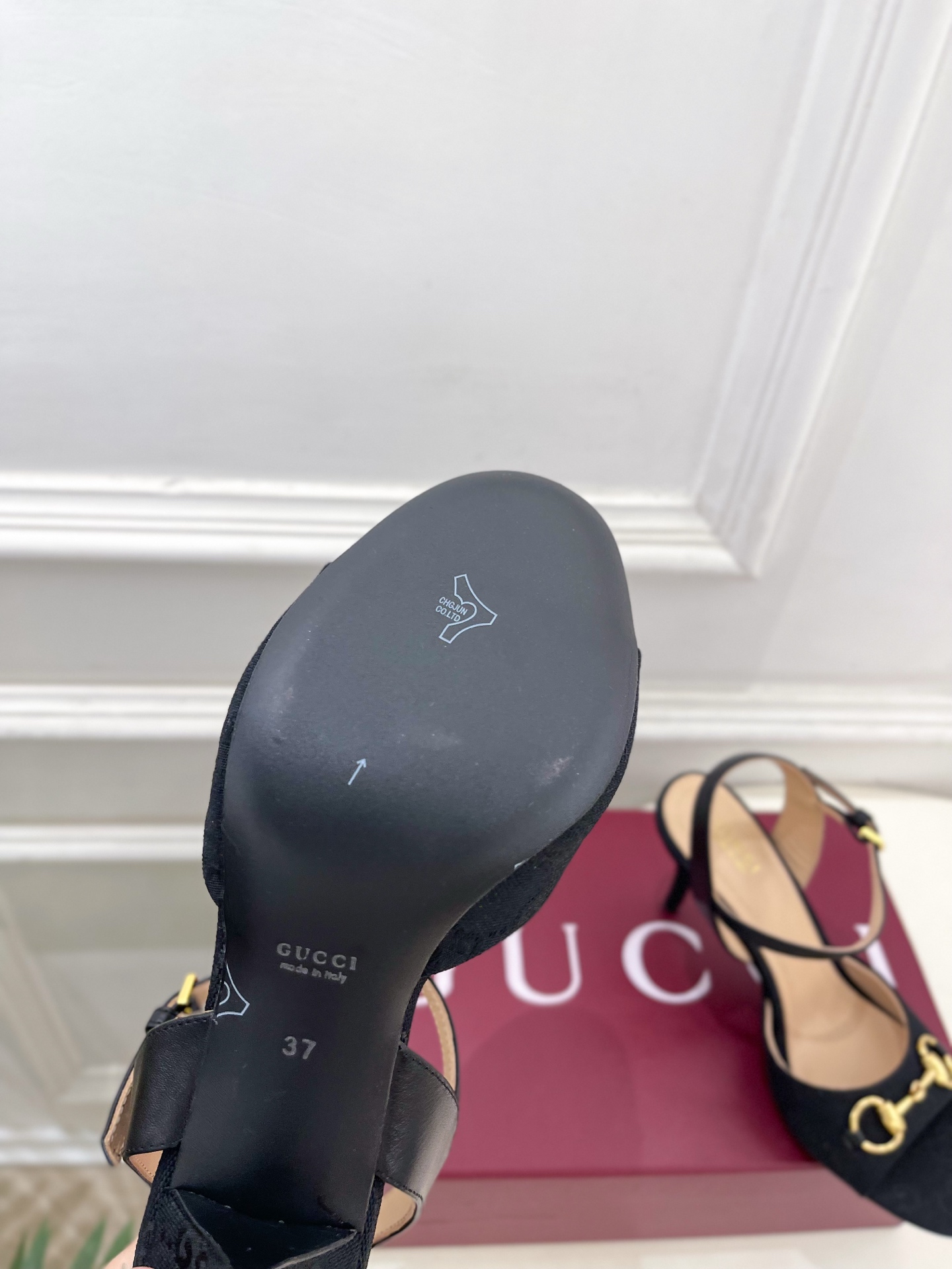 Gucci |  古驰  26𝐬𝐬 ⭐️ G家 主打系列终于面世，狠货值得期待！原有的经典 创造新设计 