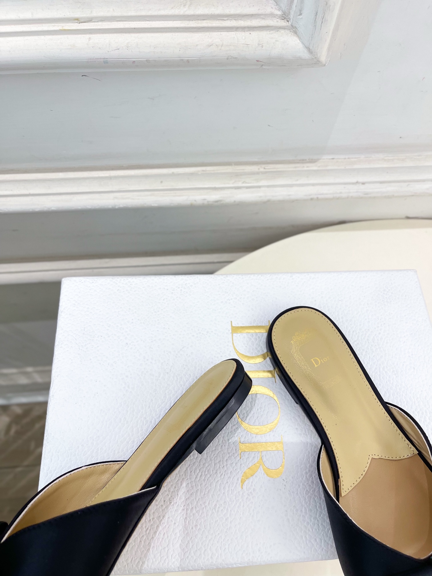 Dior |  迪奥  26𝐬𝐬 🧡💚2026春夏新品 顶级版本⚠️专柜主打新款 CD蝴蝶结鱼嘴平底拖鞋