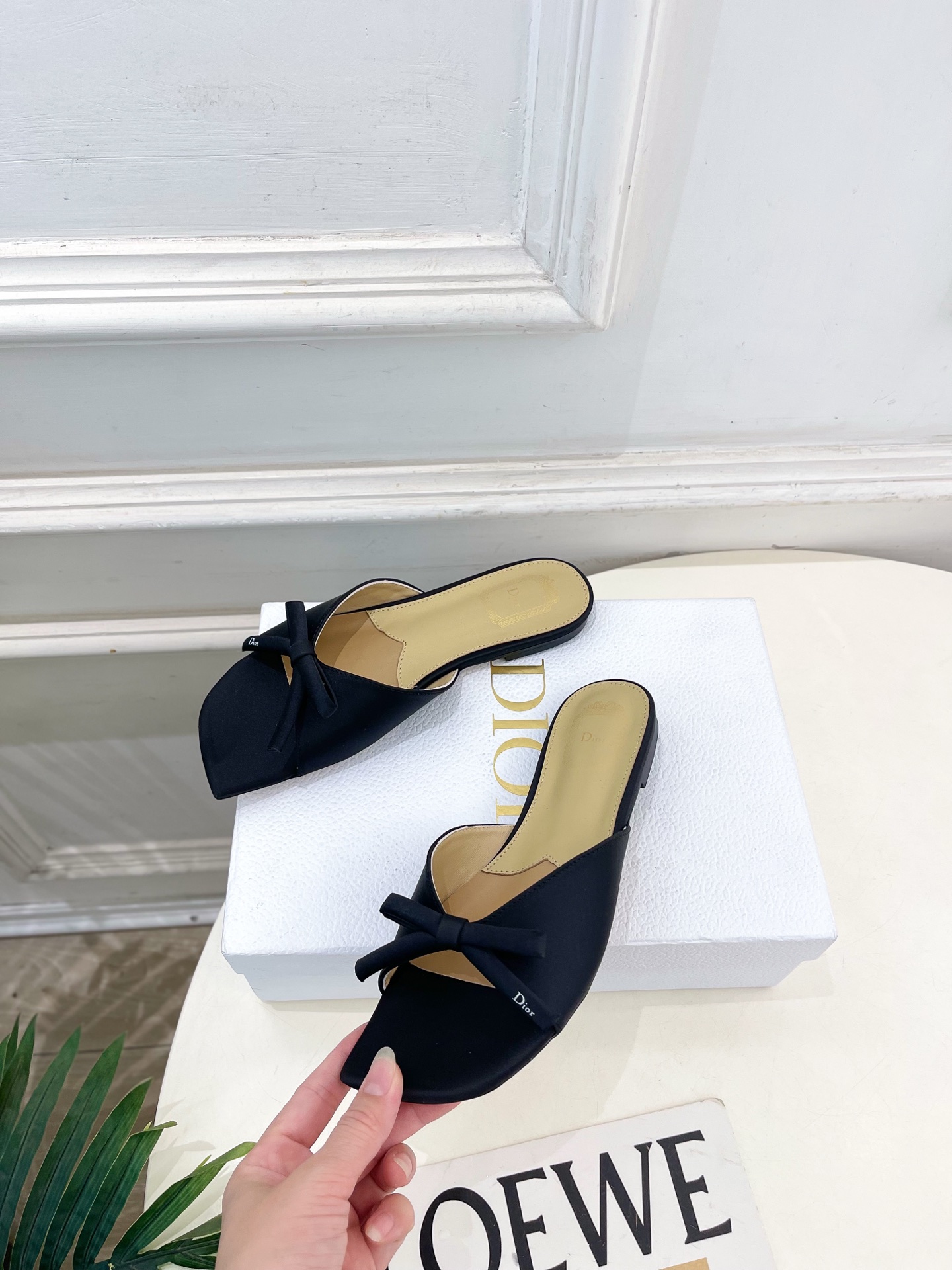 Dior |  迪奥  26𝐬𝐬 🧡💚2026春夏新品 顶级版本⚠️专柜主打新款 CD蝴蝶结鱼嘴平底拖鞋