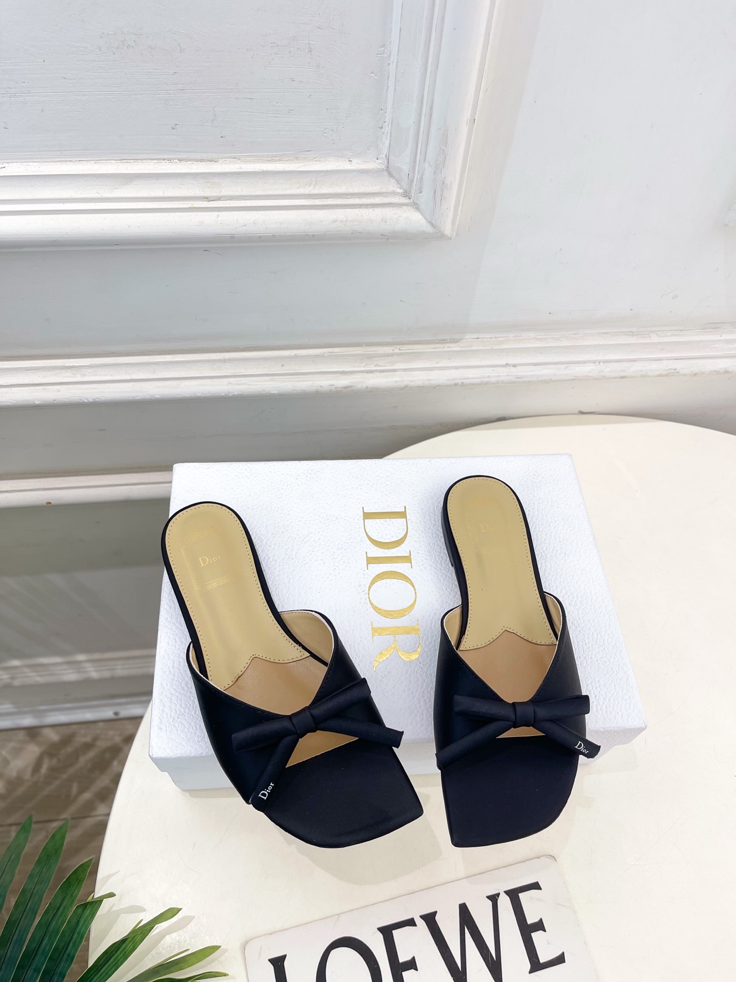 Dior |  迪奥  26𝐬𝐬 🧡💚2026春夏新品 顶级版本⚠️专柜主打新款 CD蝴蝶结鱼嘴平底拖鞋