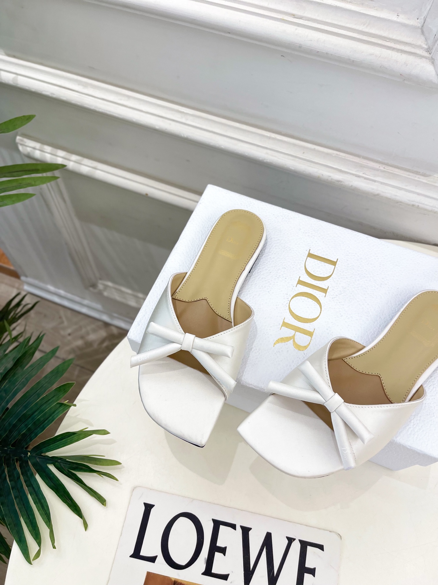 Dior |  迪奥  26𝐬𝐬 🧡💚2026春夏新品 顶级版本⚠️专柜主打新款 CD蝴蝶结鱼嘴平底拖鞋