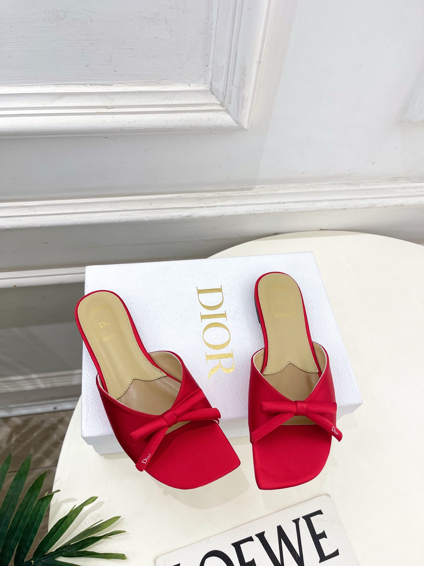 Dior |  迪奥  26𝐬𝐬 🧡💚2026春夏新品 顶级版本⚠️专柜主打新款 CD蝴蝶结鱼嘴平底拖鞋
