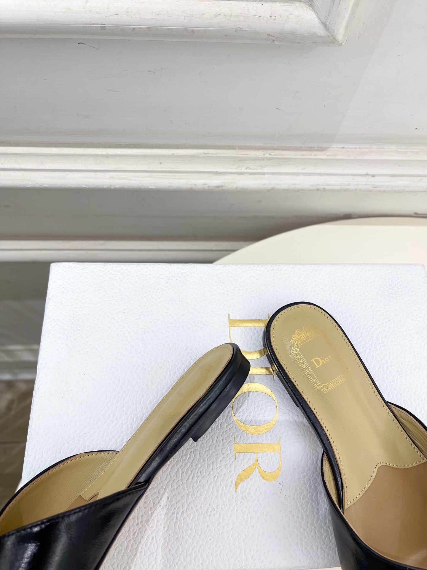 Dior |  迪奥  26𝐬𝐬 🧡💚2026春夏新品 顶级版本⚠️专柜主打新款 CD蝴蝶结鱼嘴平底拖鞋
