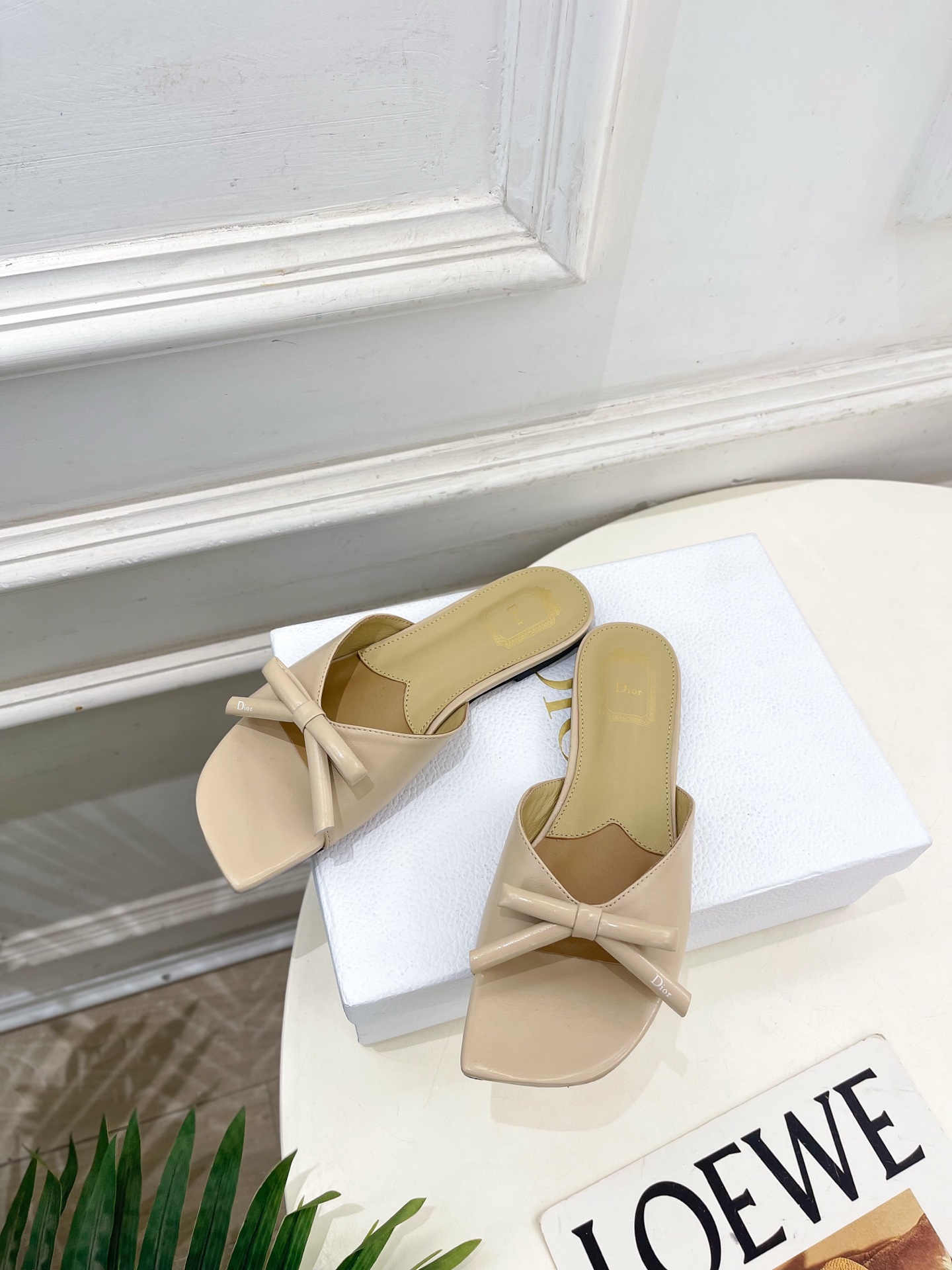 Dior |  迪奥  26𝐬𝐬 🧡💚2026春夏新品 顶级版本⚠️专柜主打新款 CD蝴蝶结鱼嘴平底拖鞋