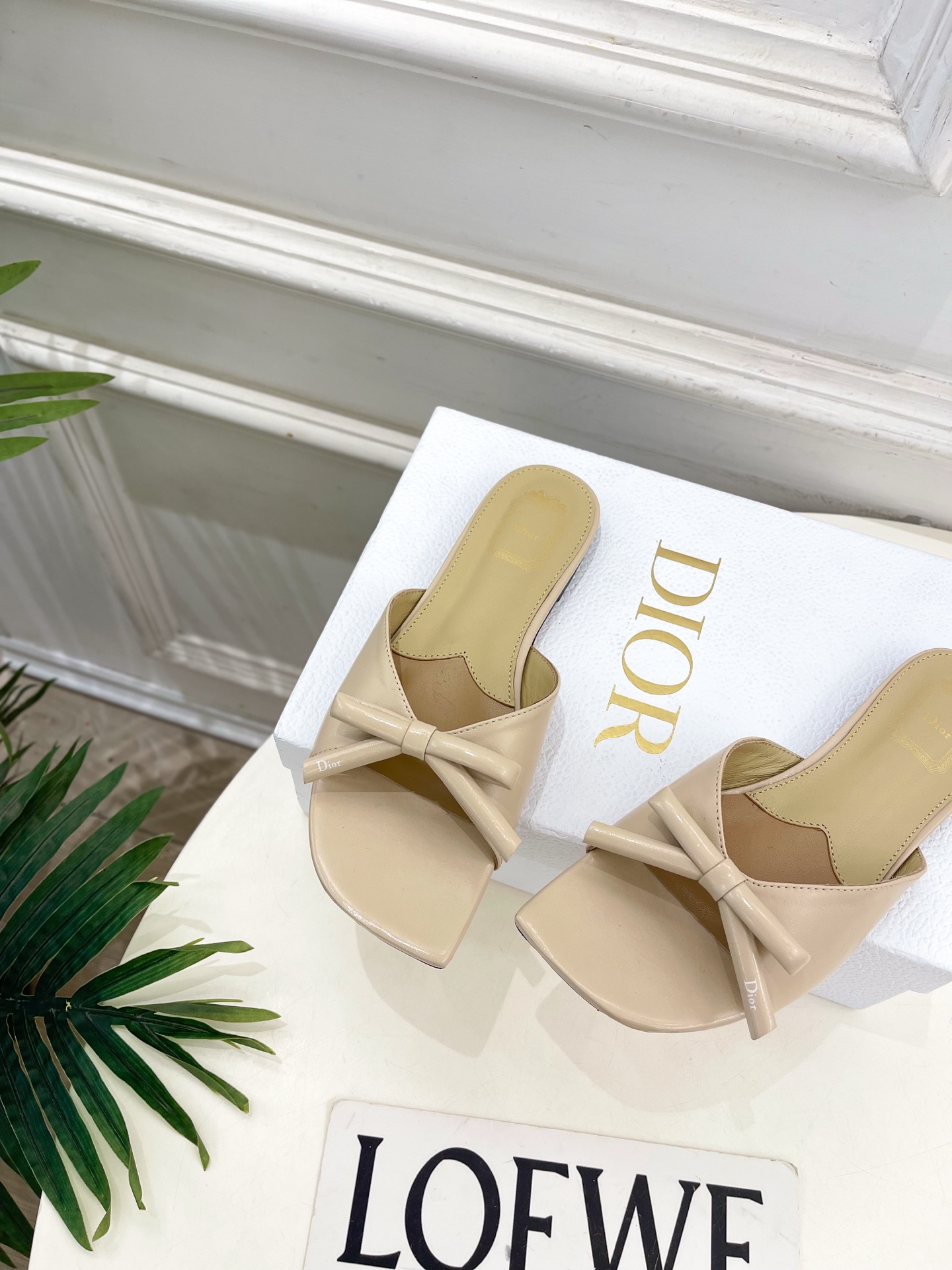 Dior |  迪奥  26𝐬𝐬 🧡💚2026春夏新品 顶级版本⚠️专柜主打新款 CD蝴蝶结鱼嘴平底拖鞋
