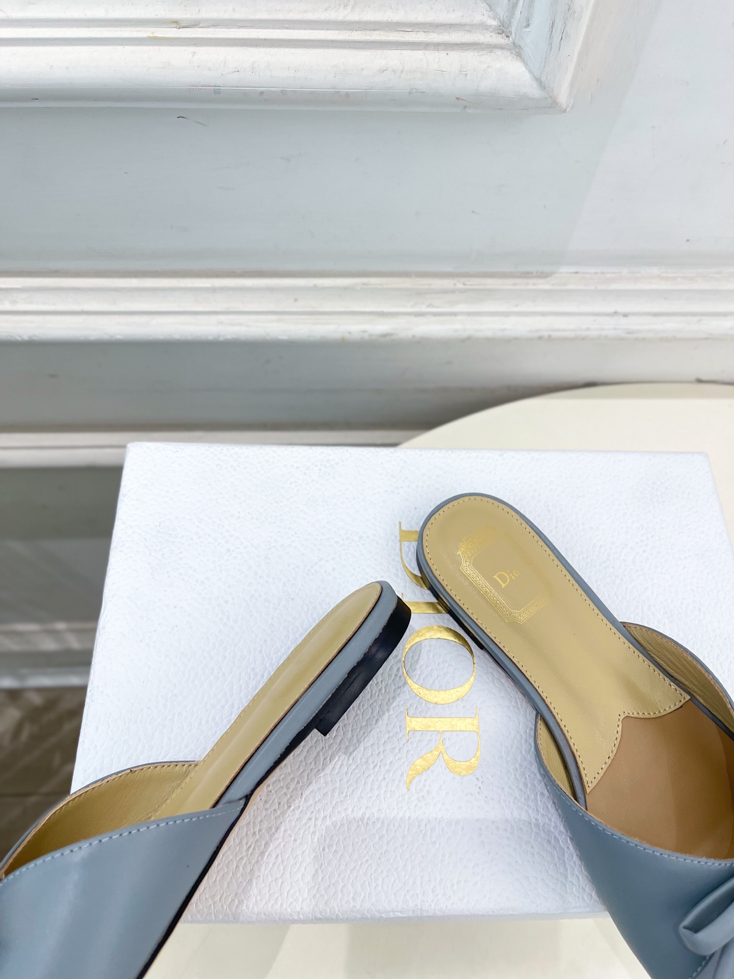 Dior |  迪奥  26𝐬𝐬 🧡💚2026春夏新品 顶级版本⚠️专柜主打新款 CD蝴蝶结鱼嘴平底拖鞋