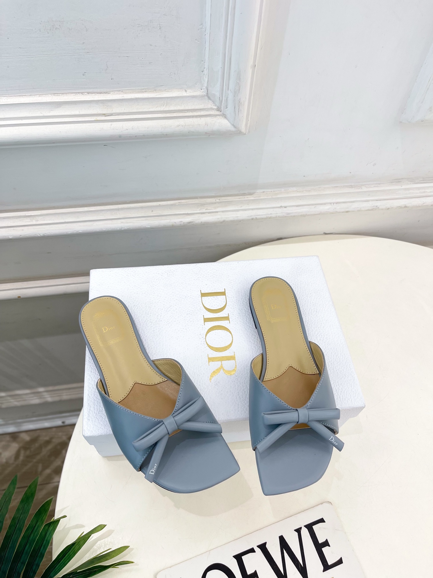 Dior |  迪奥  26𝐬𝐬 🧡💚2026春夏新品 顶级版本⚠️专柜主打新款 CD蝴蝶结鱼嘴平底拖鞋