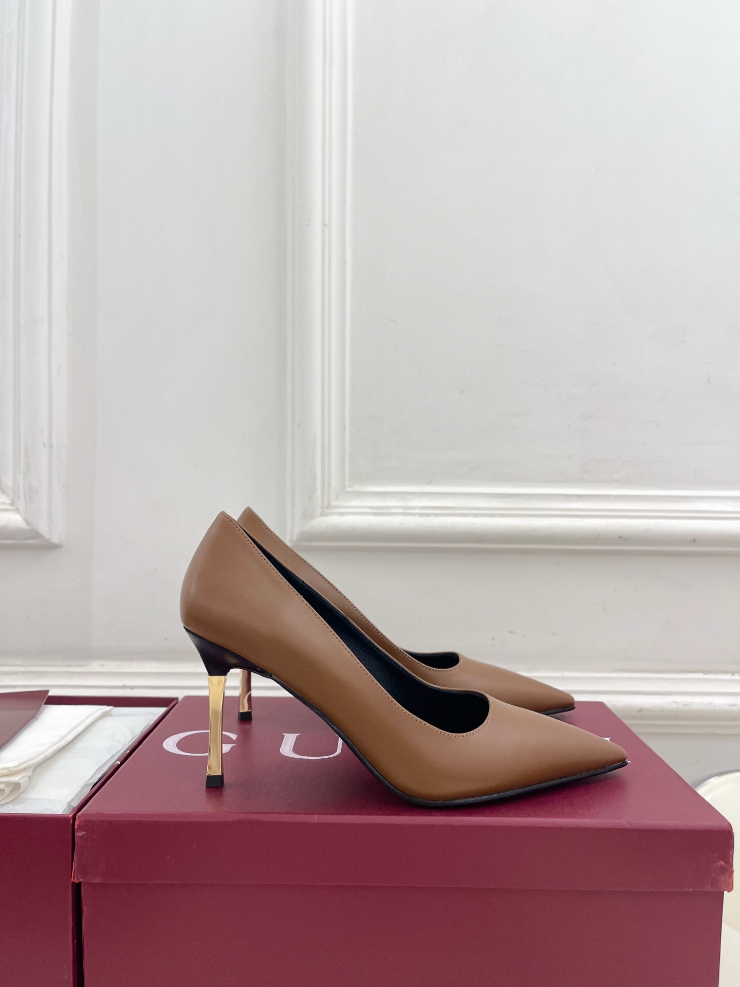 Designer Heeled Shoe