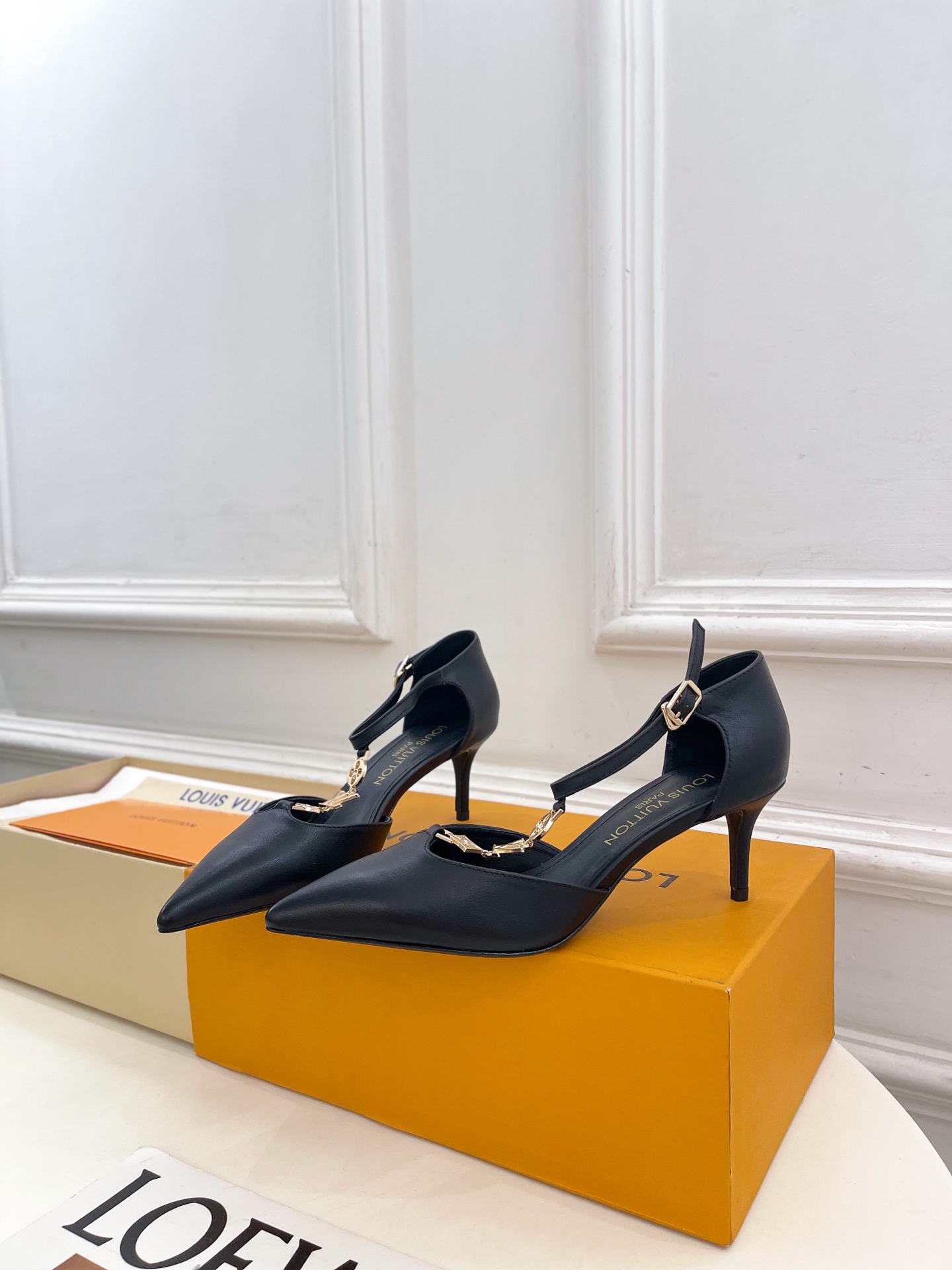 Designer Heeled Shoe