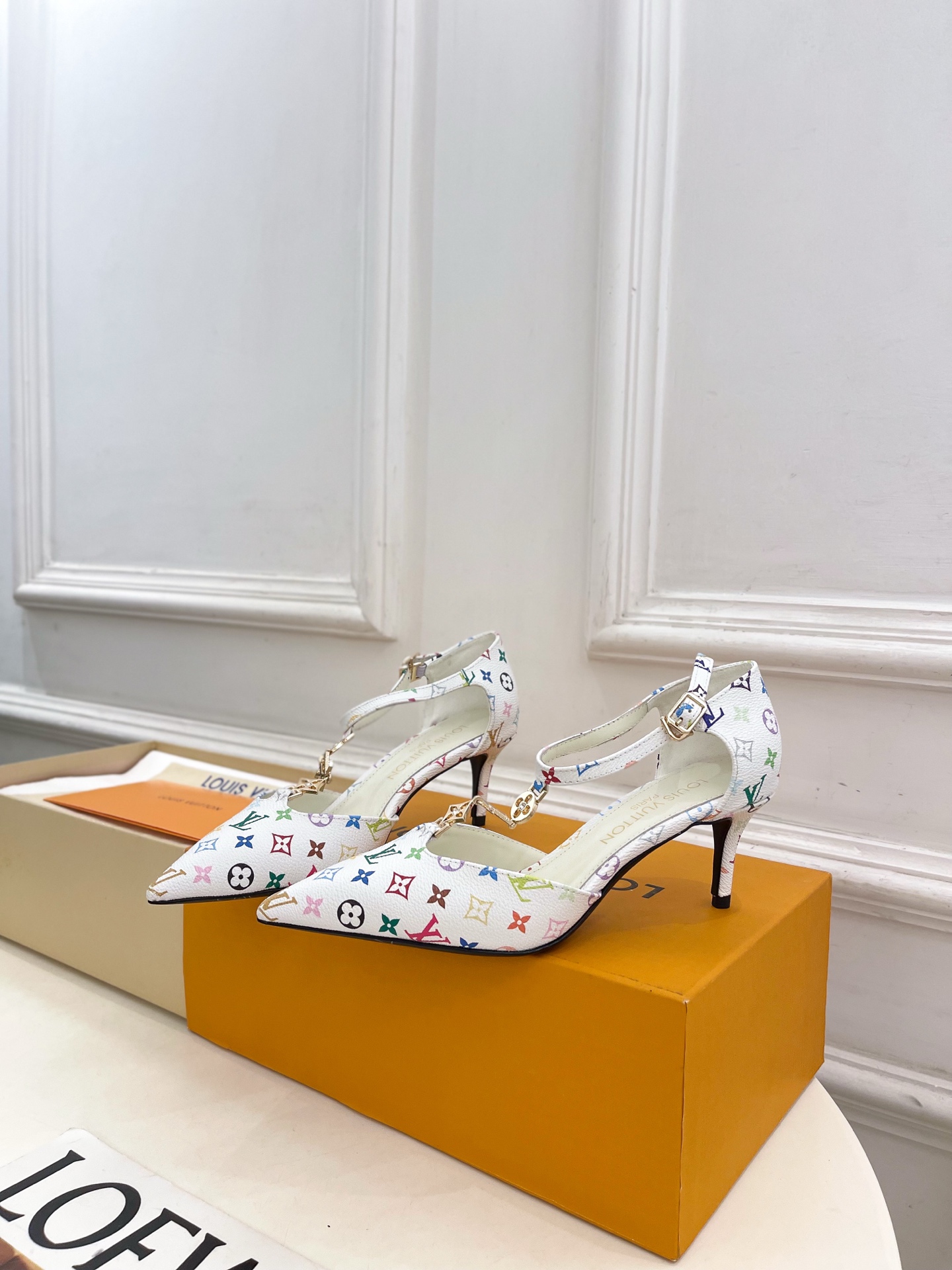 Designer Heeled Shoe