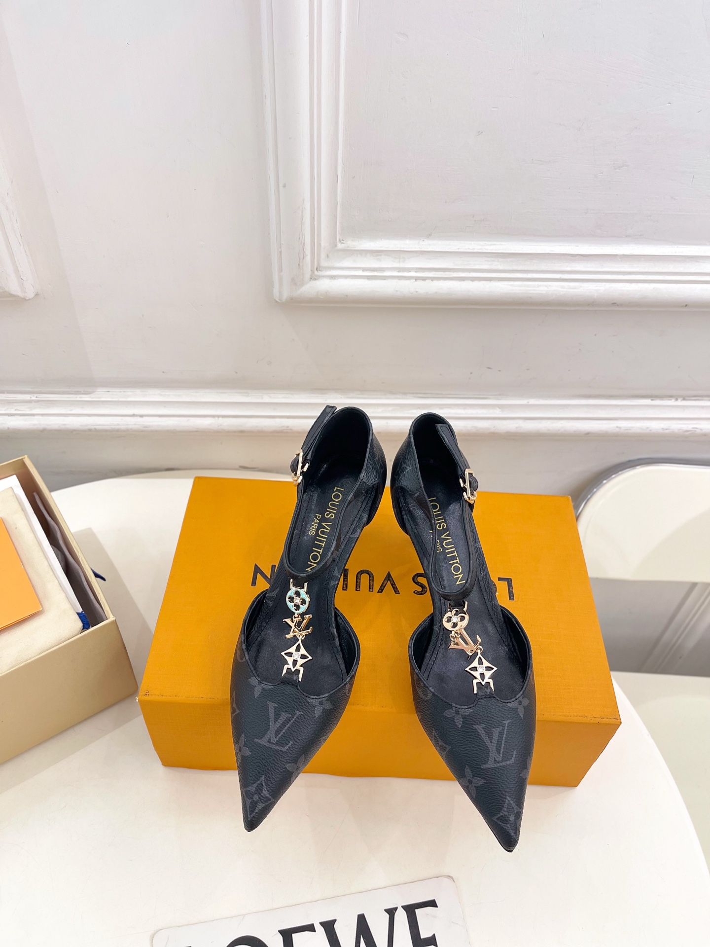 Designer Heeled Shoe