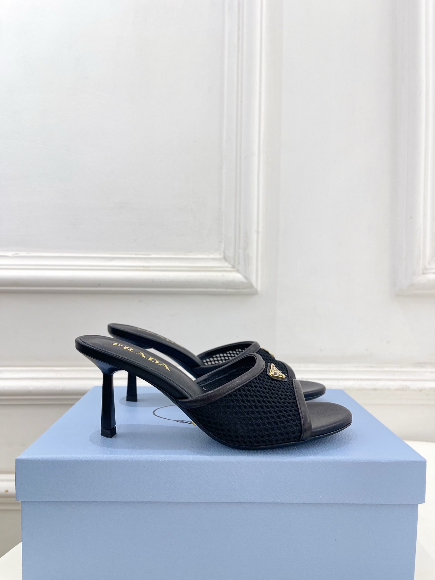 Prada Style Leather Women's Shoes Lookbook Reference image 2