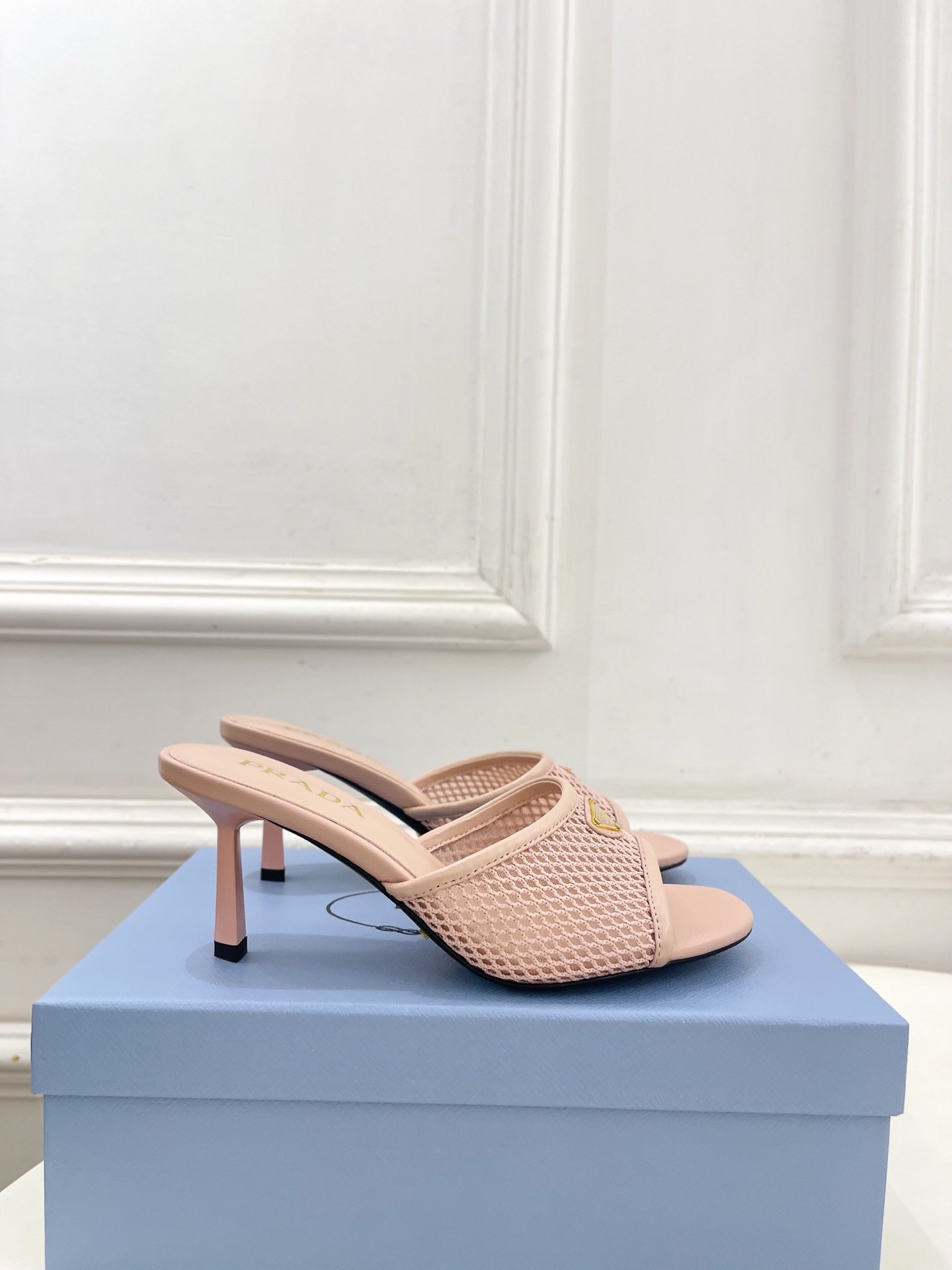 Prada Style Leather Women's Shoes Lookbook Reference image 2