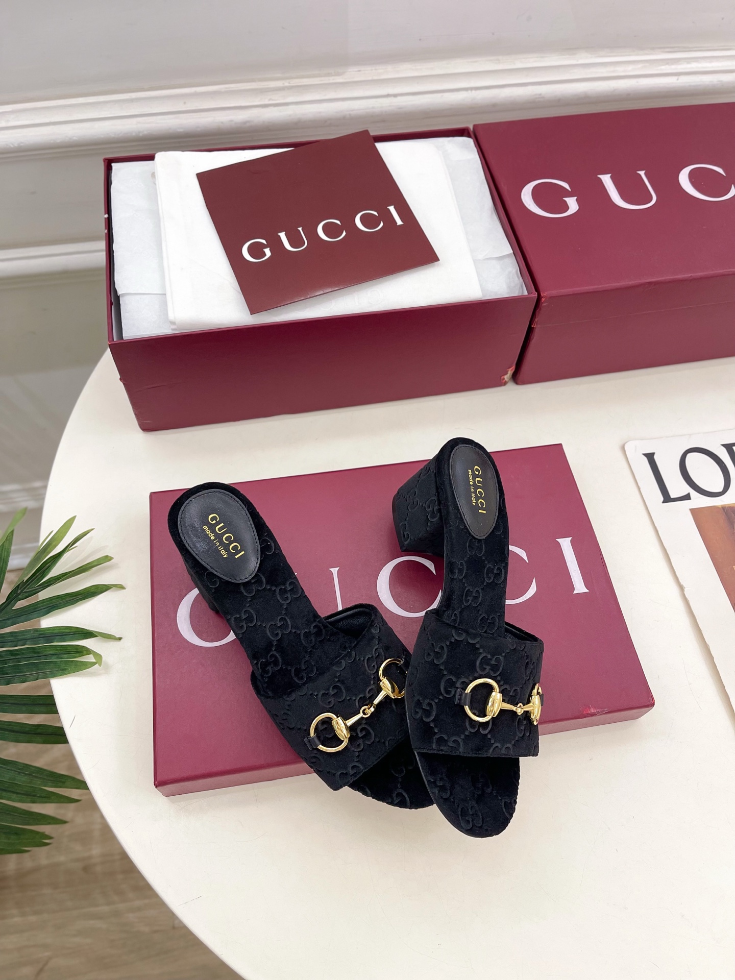 Gucci Style Leather Women's Shoes style reference detail image 4 from source 784536