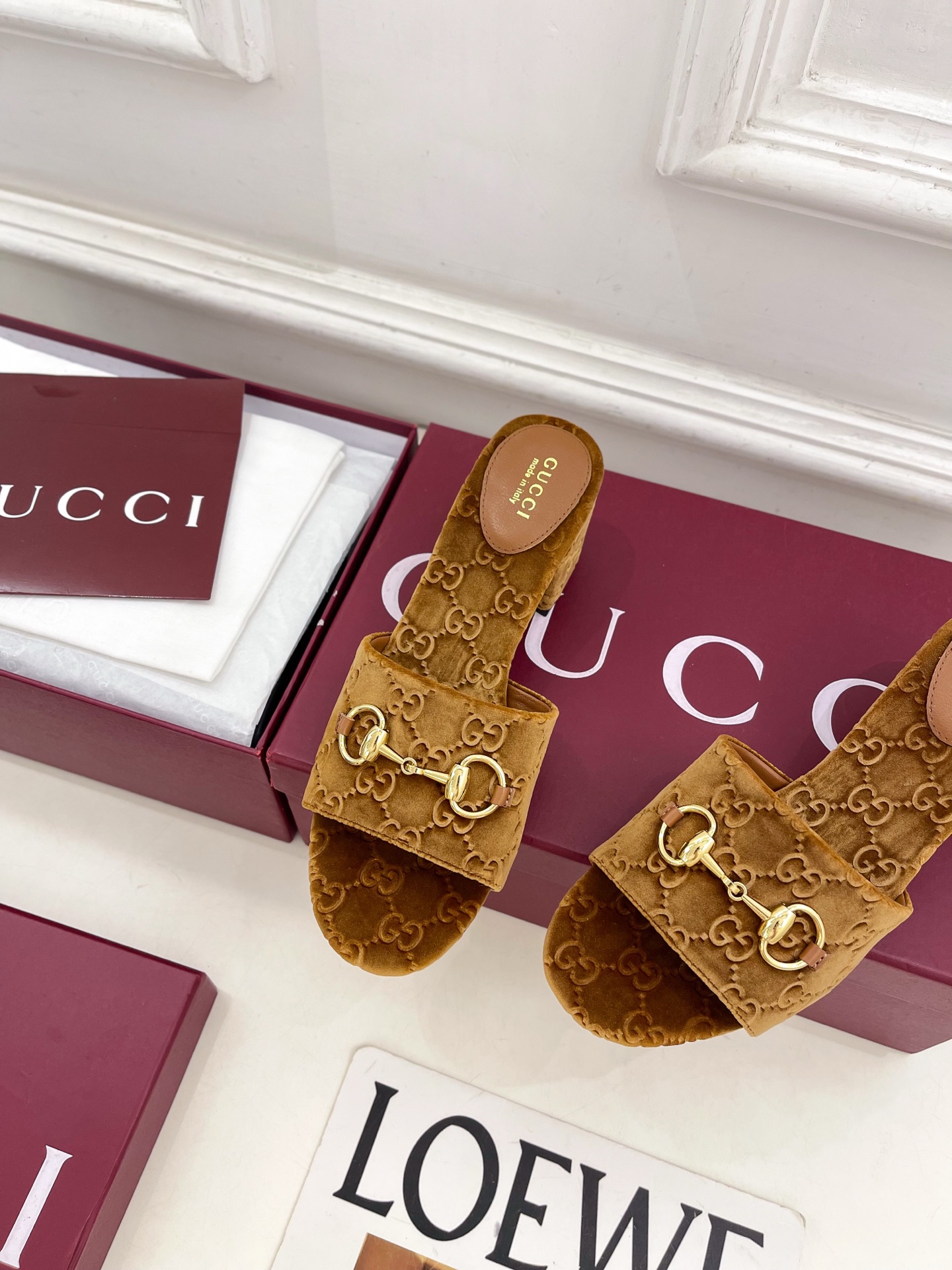 Gucci Style Leather Women's Shoes style reference detail image 6 from source 784538