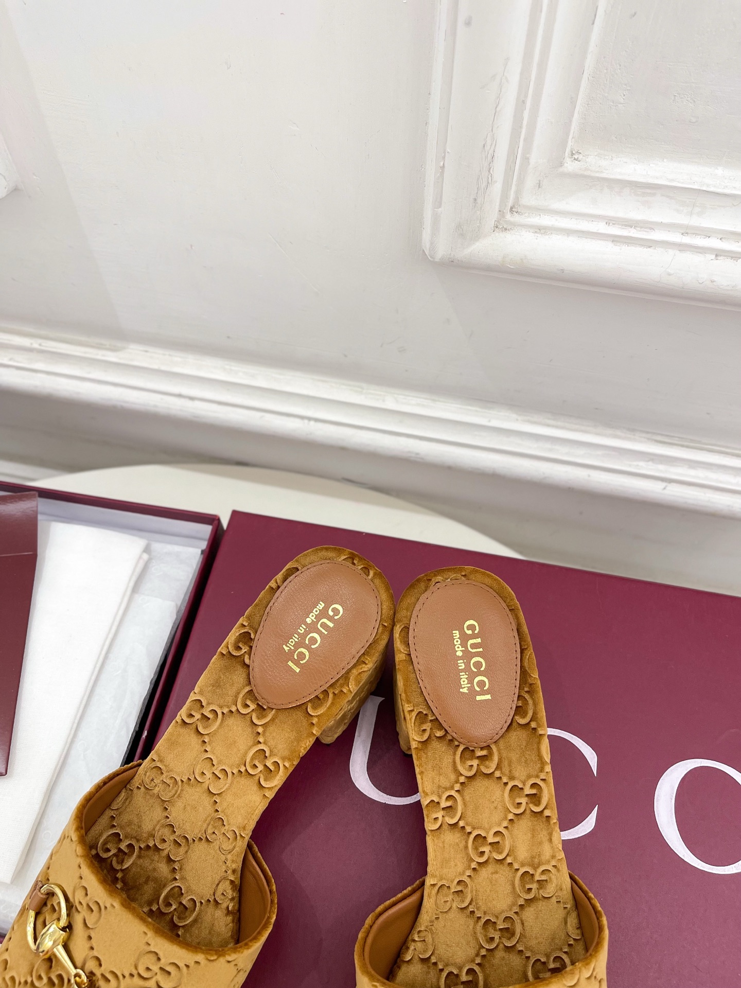 Gucci Style Leather Women's Shoes style reference detail image 7 from source 784538