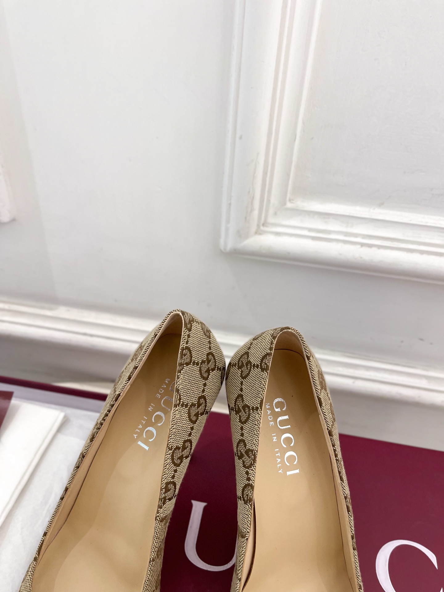 Designer Heeled Shoe