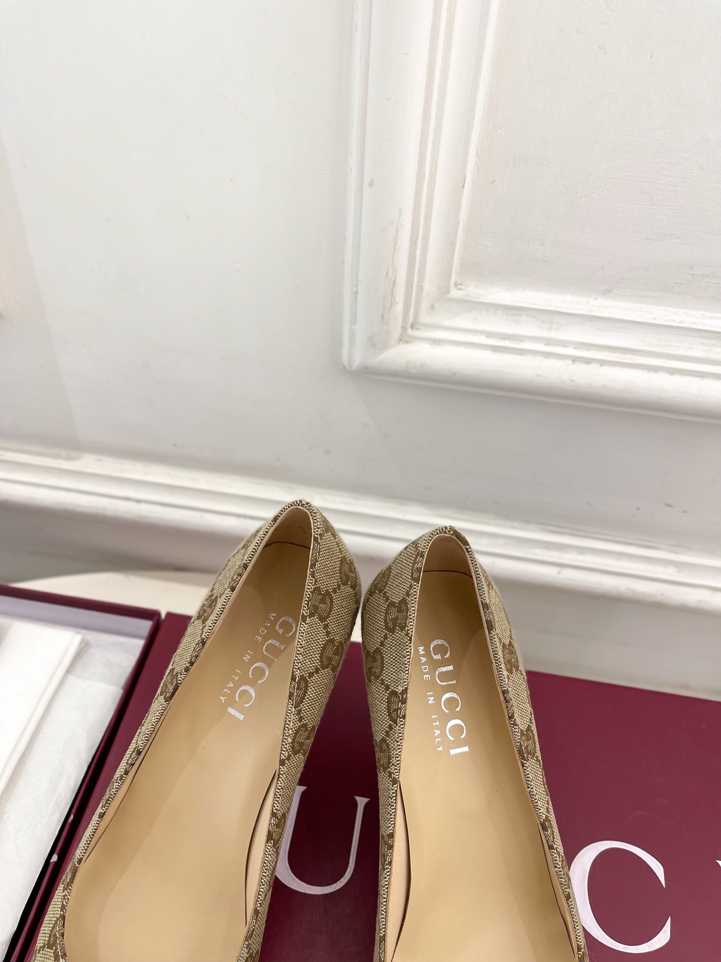 Designer Heeled Shoe