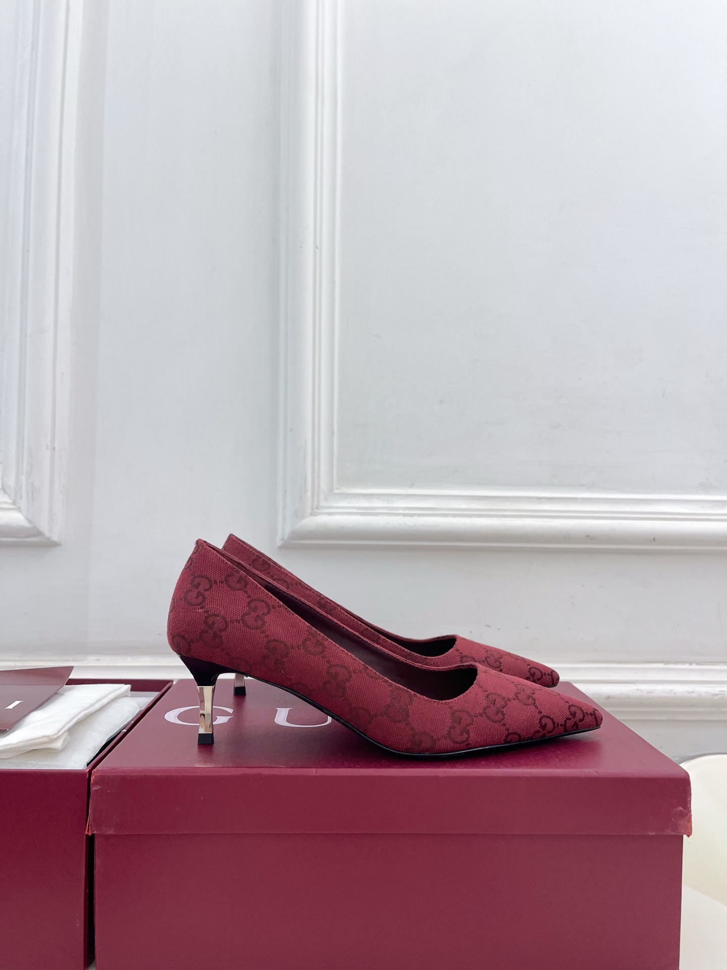 Designer Heeled Shoe