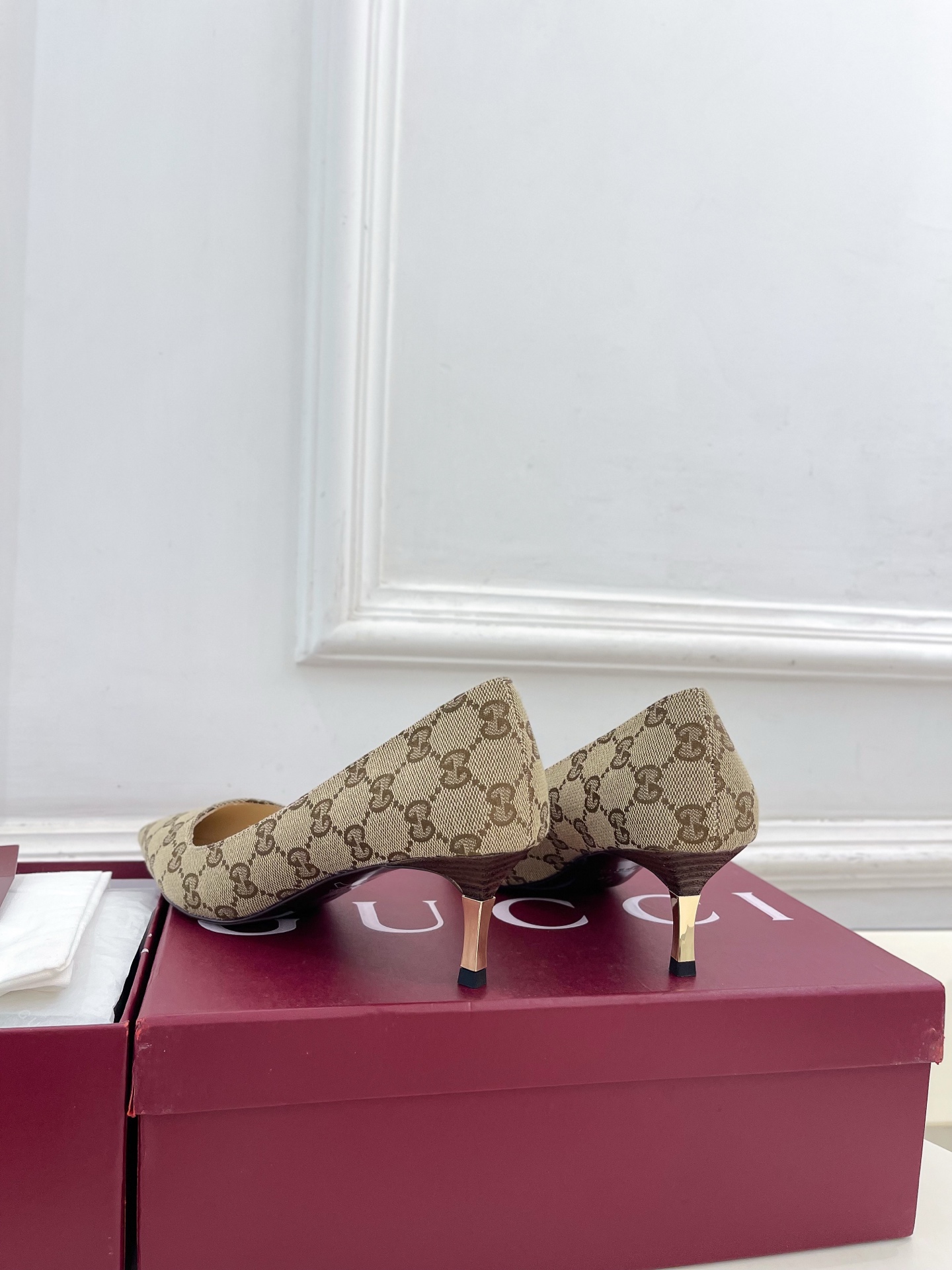 Designer Heeled Shoe